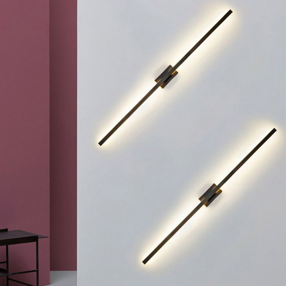 Arisha Longue Intérieur LED Applique Murale Linéaire Moderne Métal Noir Salle de Bain - Neutralighting