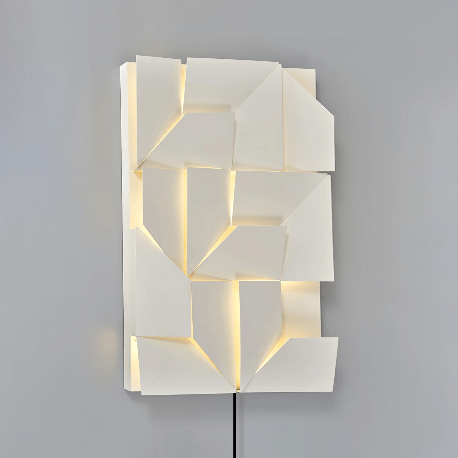 Arthaen Shadows Grand Sconce Wall lamp - Neutralighting