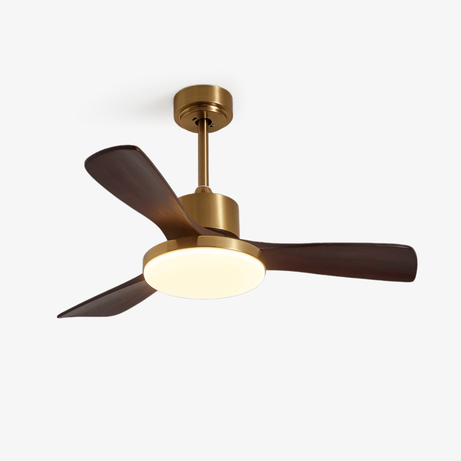 Plafonnier ventilateur Xen moderne en bois, vue de face avec les pales