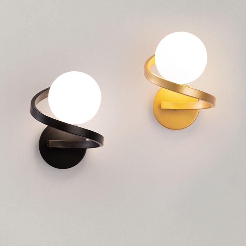 Arisha Applique Murale Globe Moderne, Métal/Verre, Noir/Or, Couloir - Neutralighting