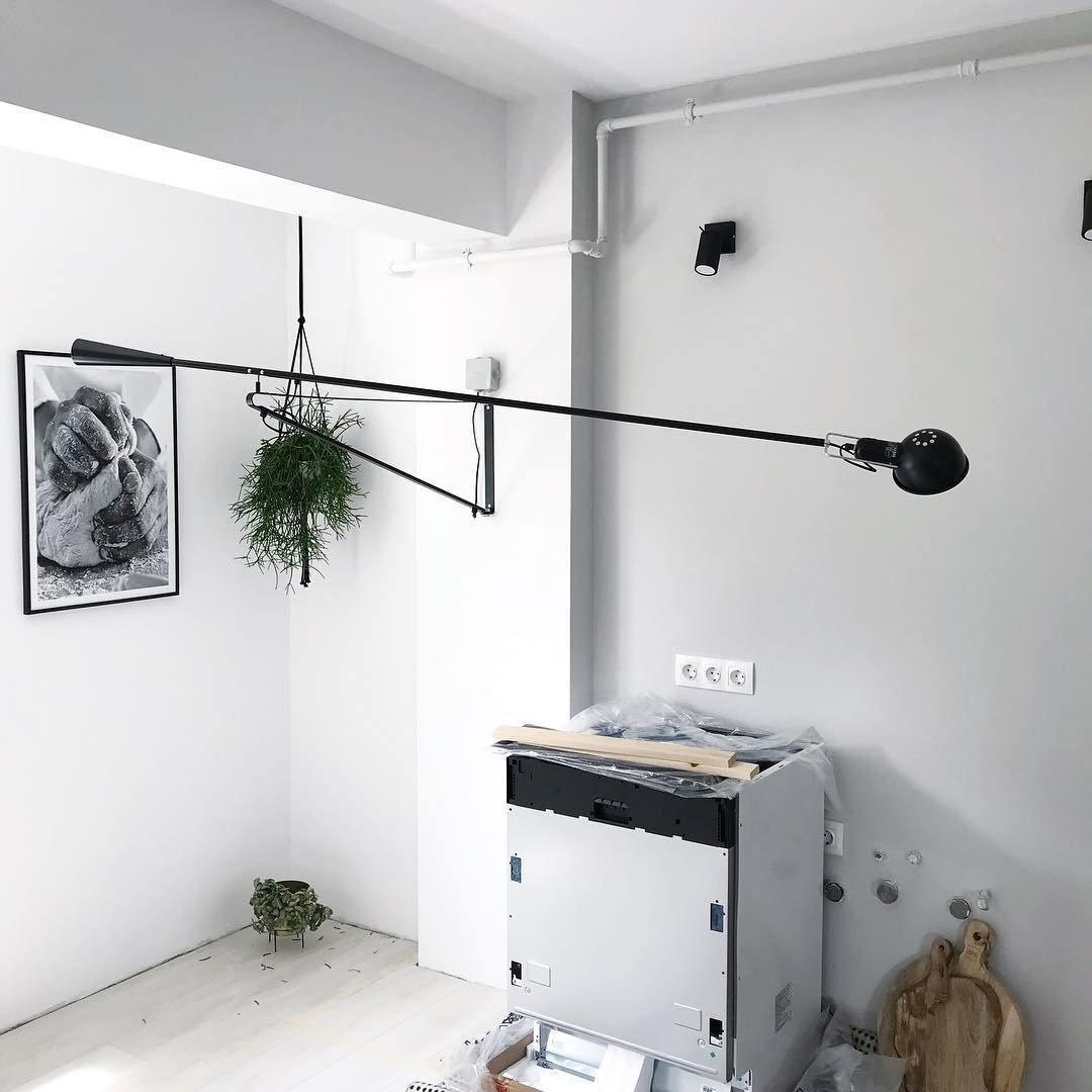 Aella Moderne Minimaliste Long Bras Applique Murale - Neutralighting