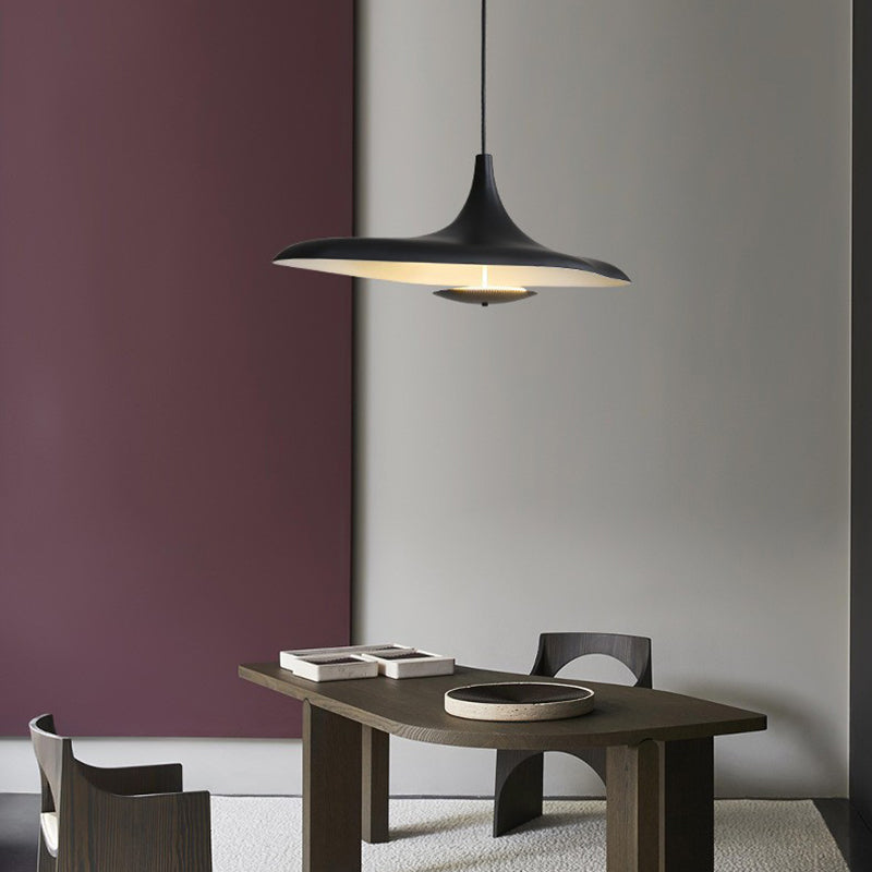 Arisha Suspension Irrégulière Moderne, Résine, Noir/Blanc, Salon - Neutralighting