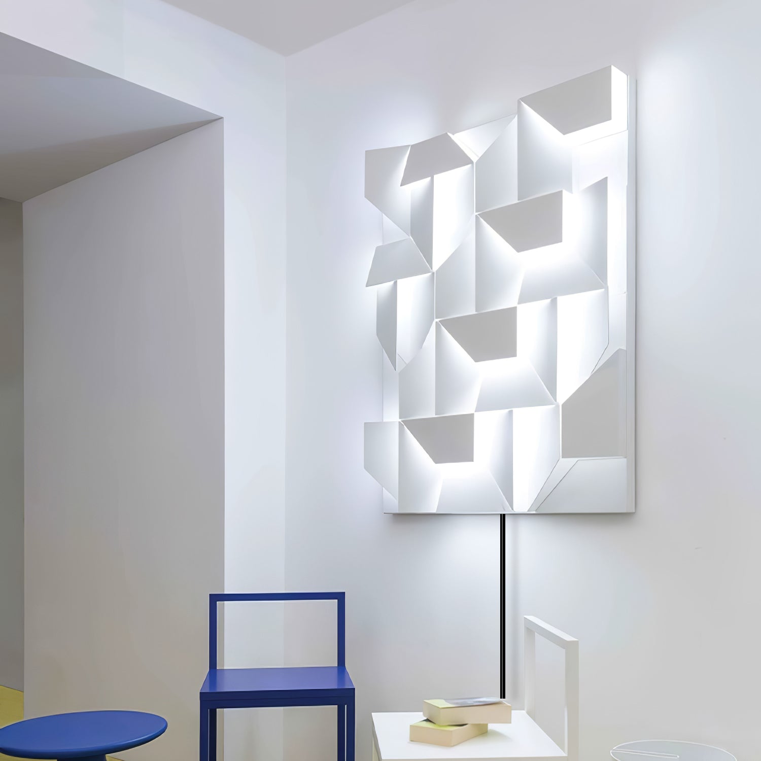 Arthaen Shadows Grand Sconce Wall lamp - Neutralighting
