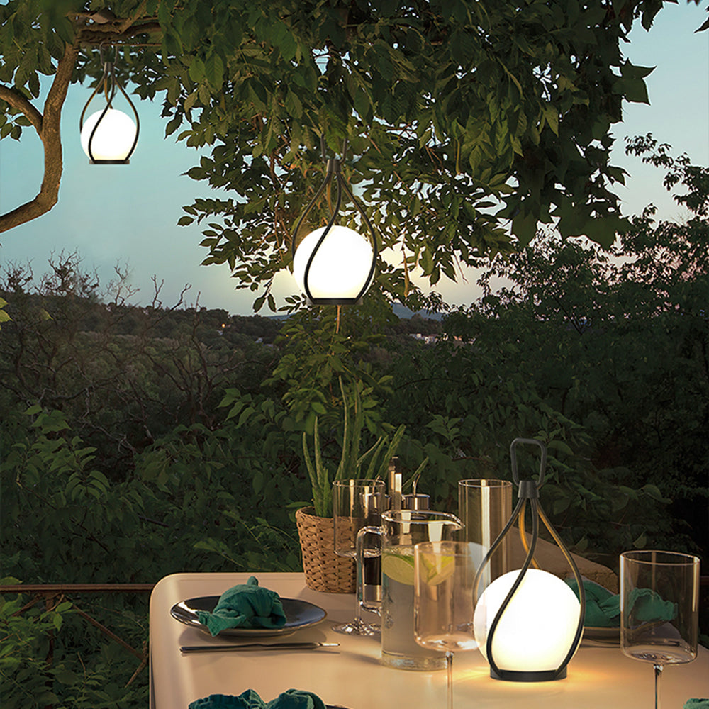 Valentina Suspension Extérieure Globe Moderne, Métal/Acrylique, Blanc/Noir, Jardin - Neutralighting