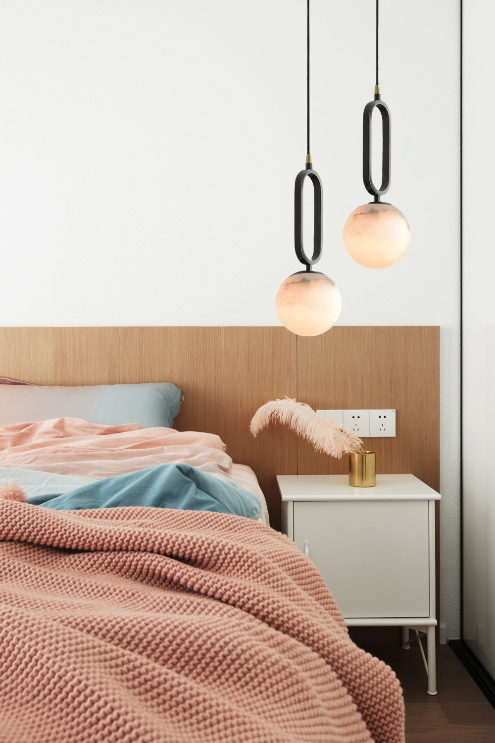 Gloruvyd Minimalist Ball Metal Pendant Lamp - Lamp Copper