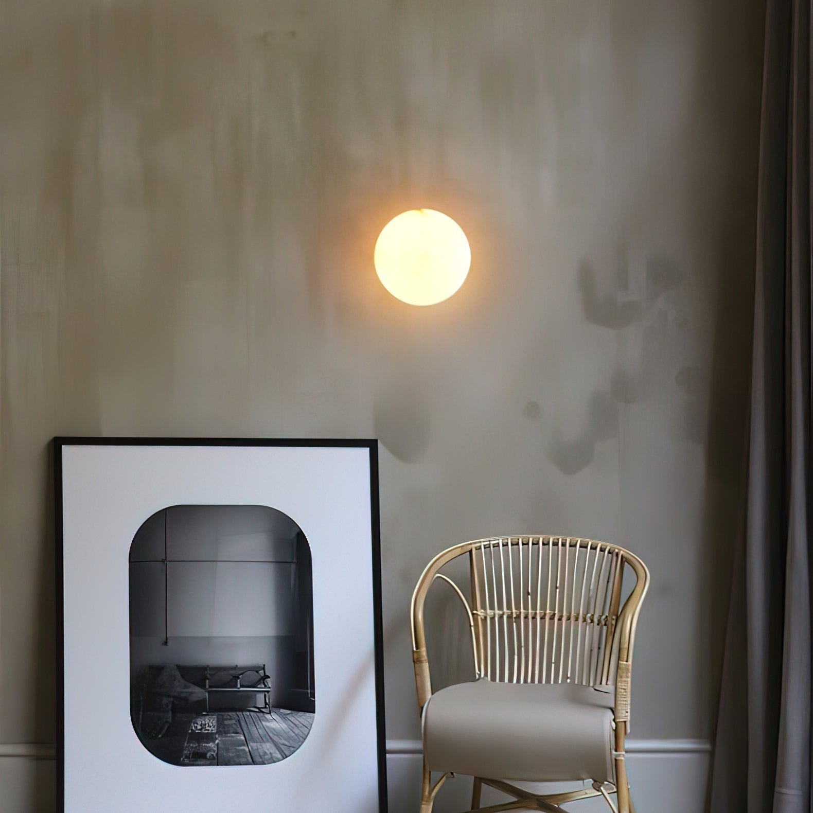 Lynq Applique Murale Mini Orbe en Albâtre