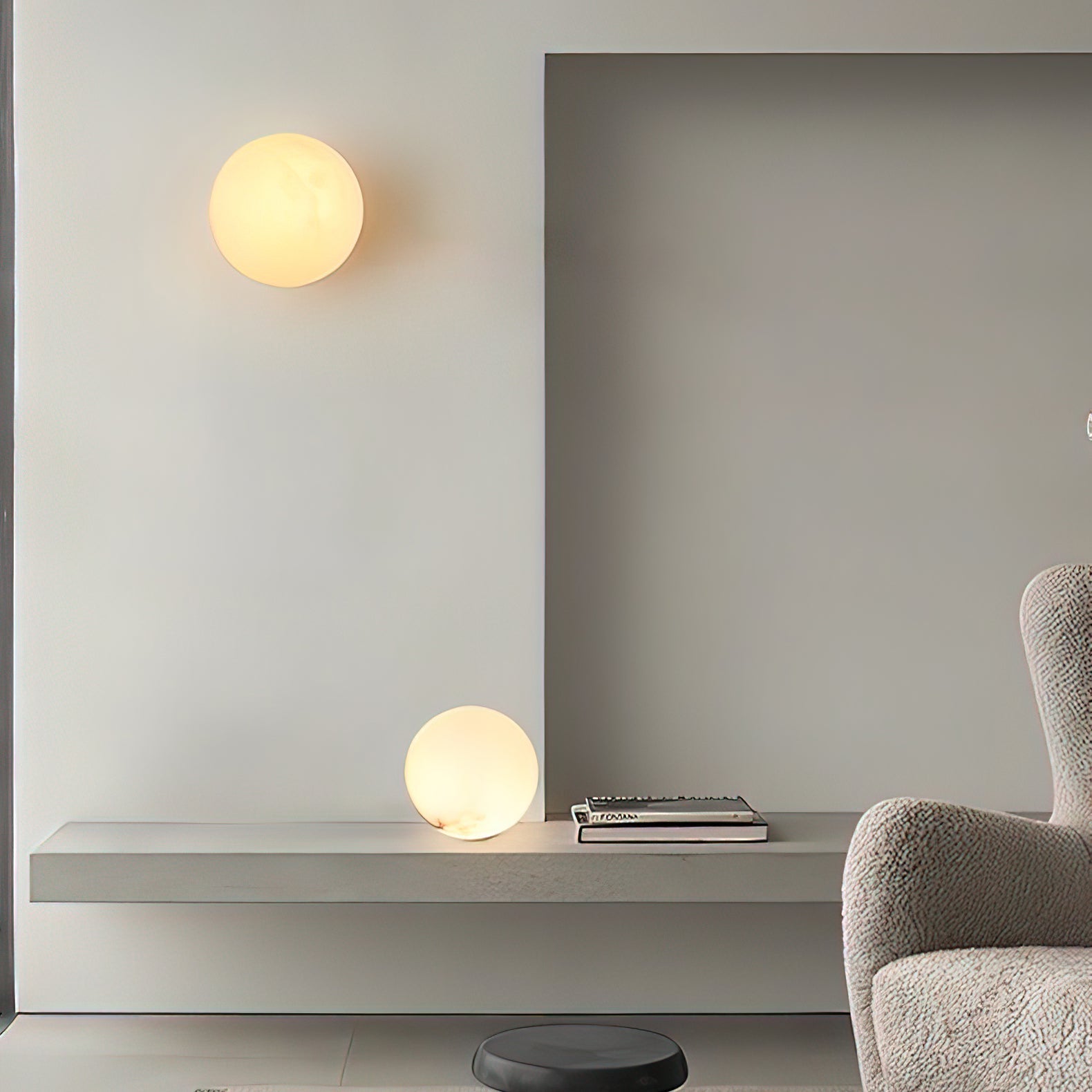 Lynq Applique Murale Mini Orbe en Albâtre