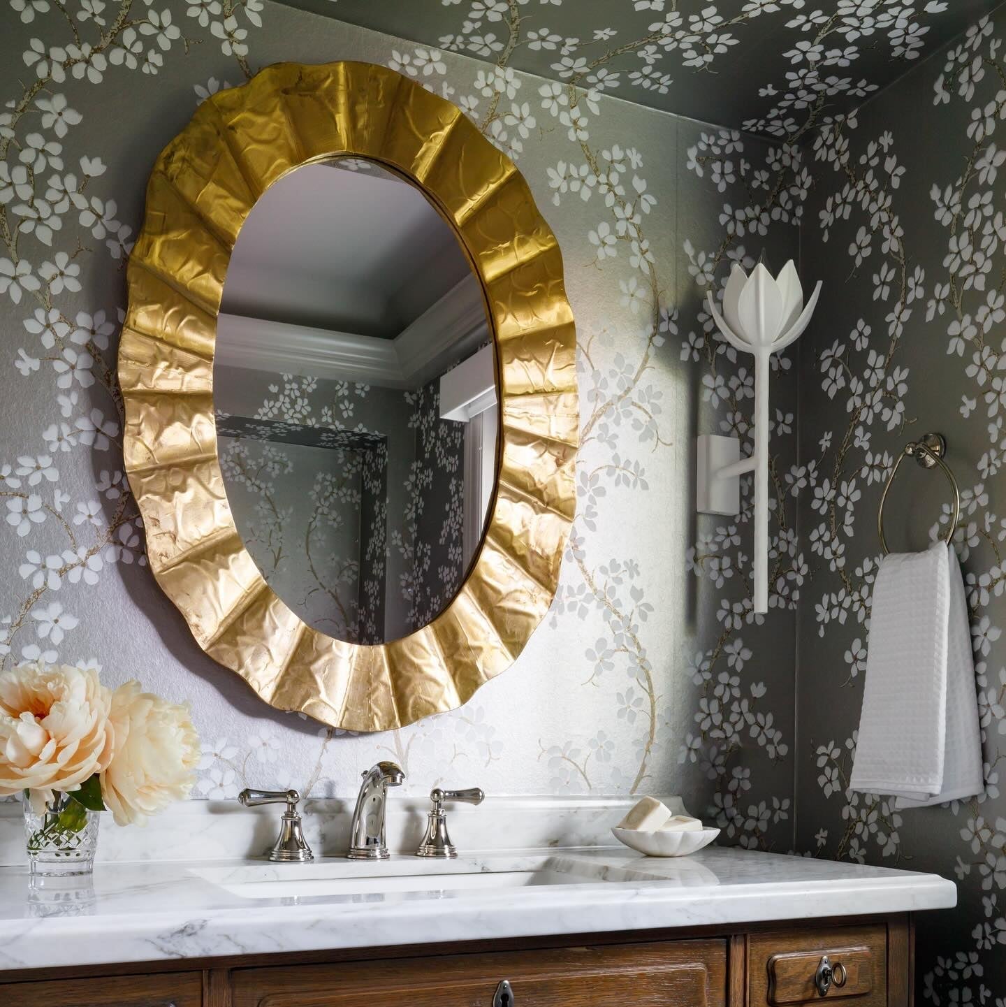 Quina Applique Murale Fleur - Neutralighting