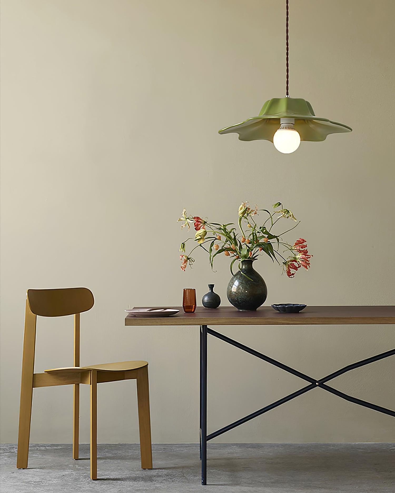 Nyrosis Lampe suspendue confortable en résine - Neutralighting