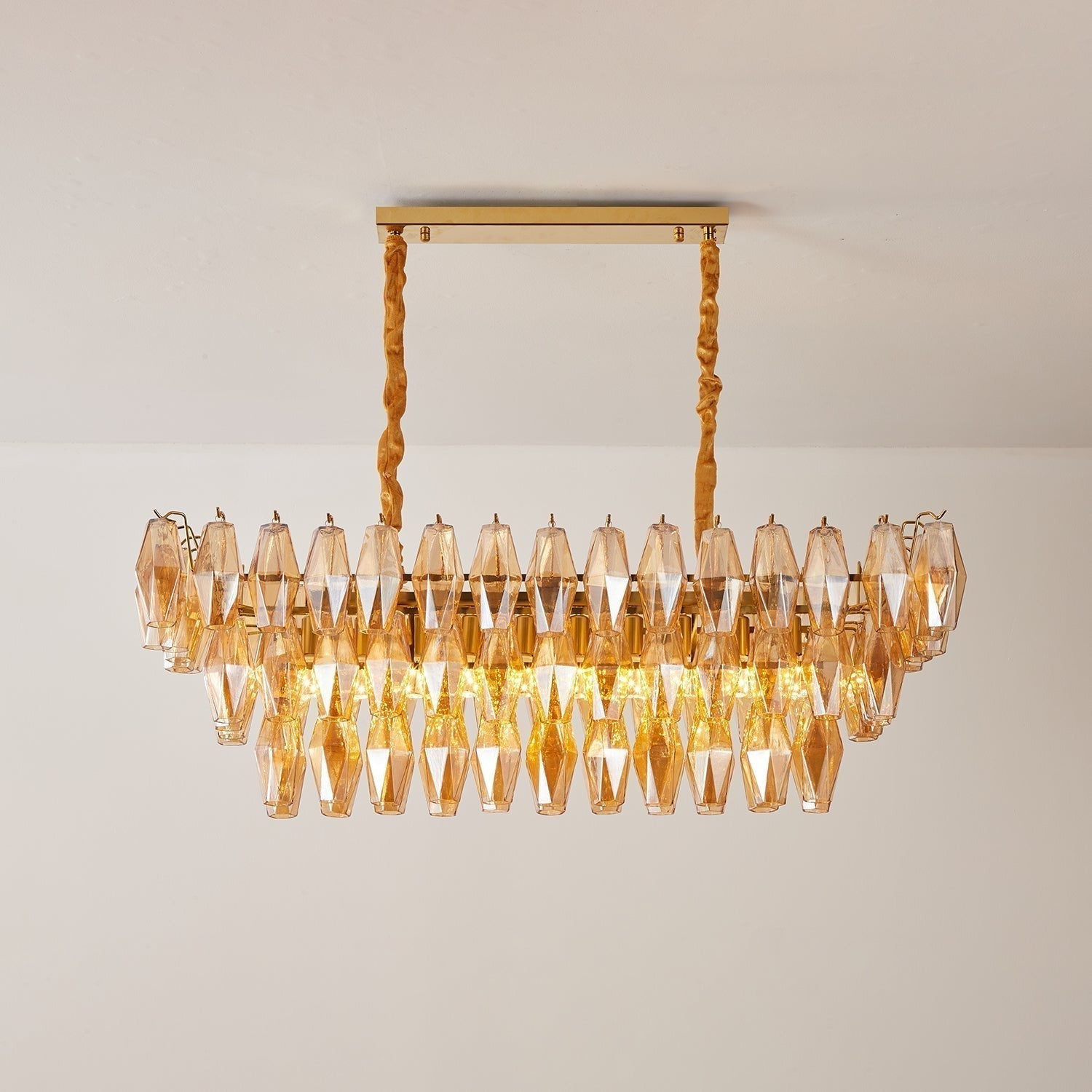 Aurora Chandelier Rectangulaire en Verre Prism Ambre Superposé - Neutralighting