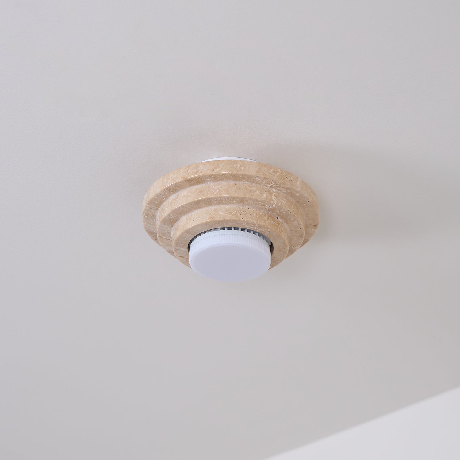 Zadoraris Plafonnier à Disques Superposés en Travertin - Neutralighting
