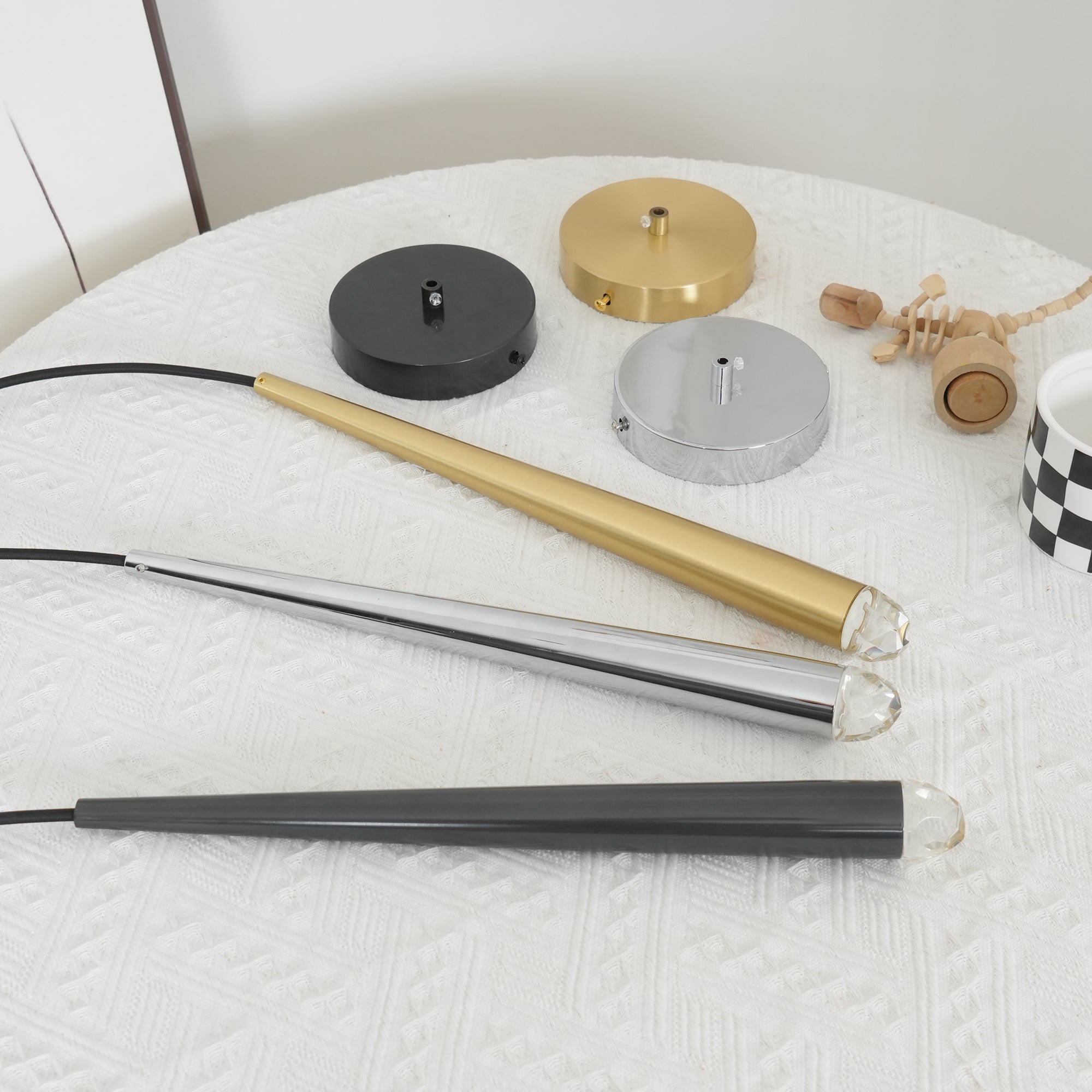 Zenith Chandelier Minimaliste Cristal Laiton - Neutralighting