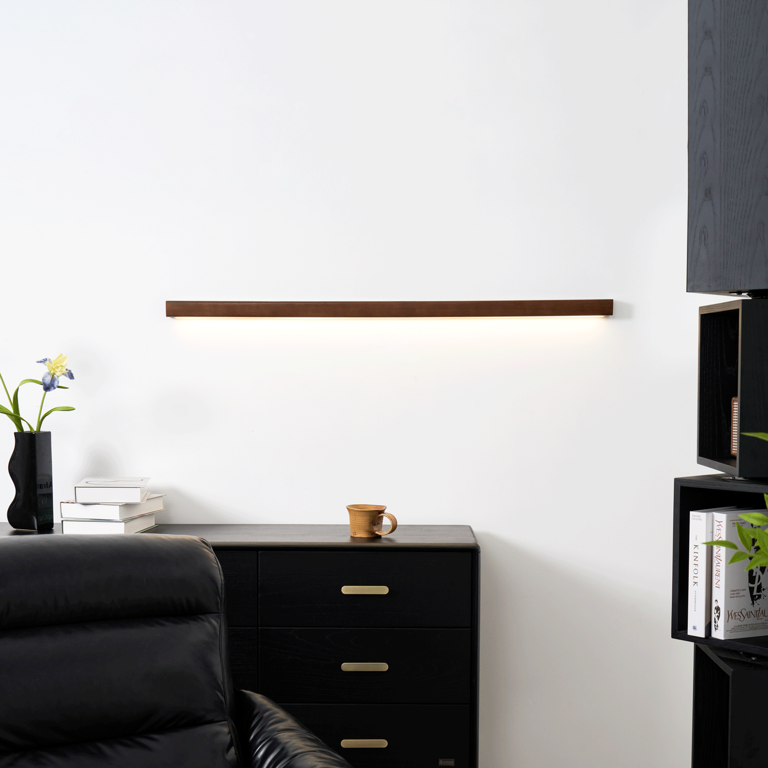 Lustra Applique Murale Linéaire Bois et LED Design Minimaliste - Neutralighting