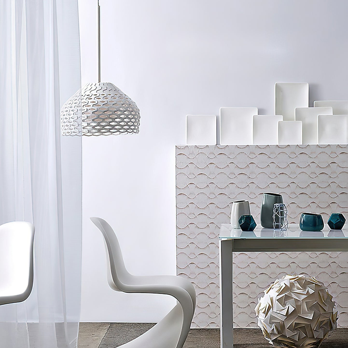 Armadillo Pendant Lamp - Blowlighting