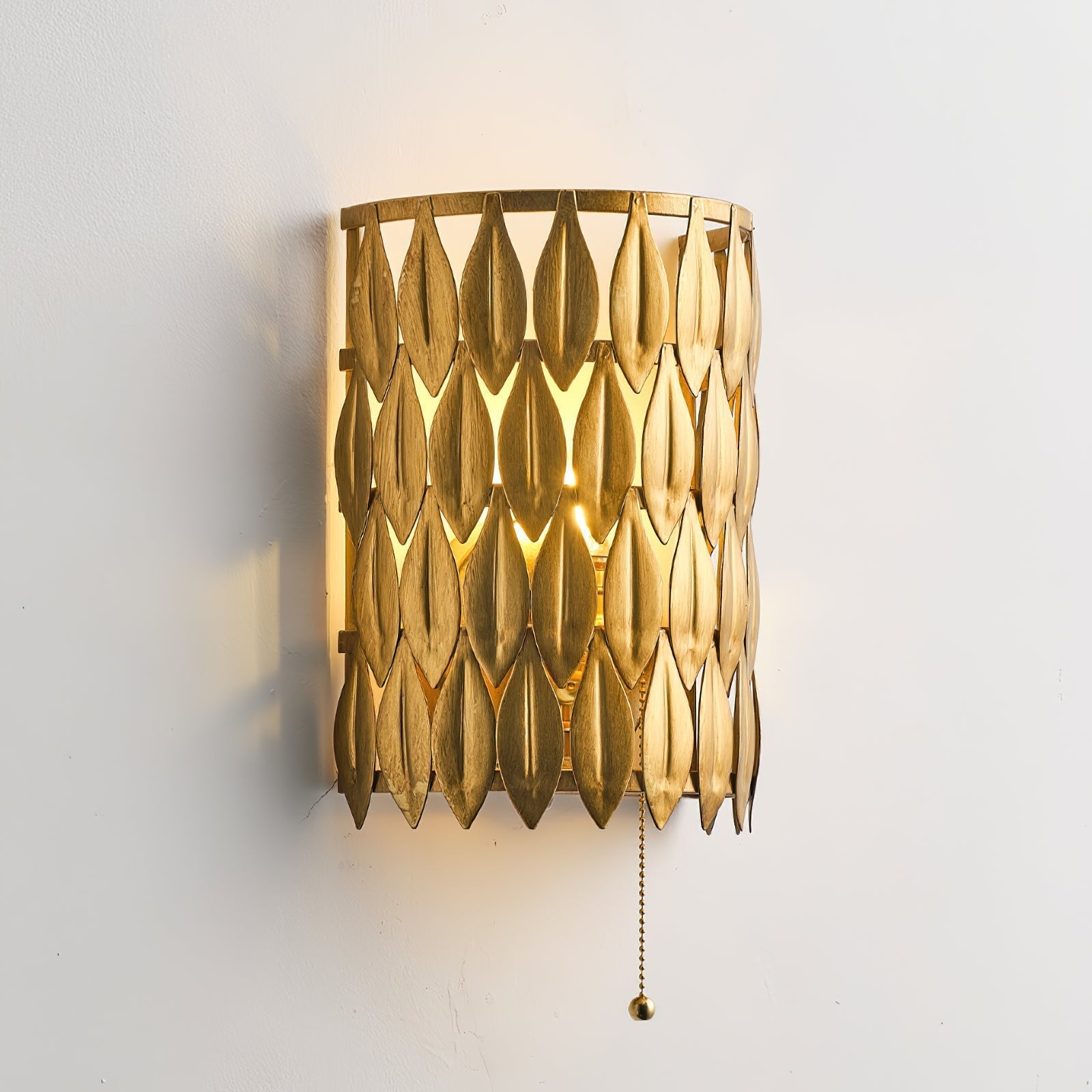 Xenuvyo Elegance Sophisticated Artus Metal Wall Lamp - Neutralighting