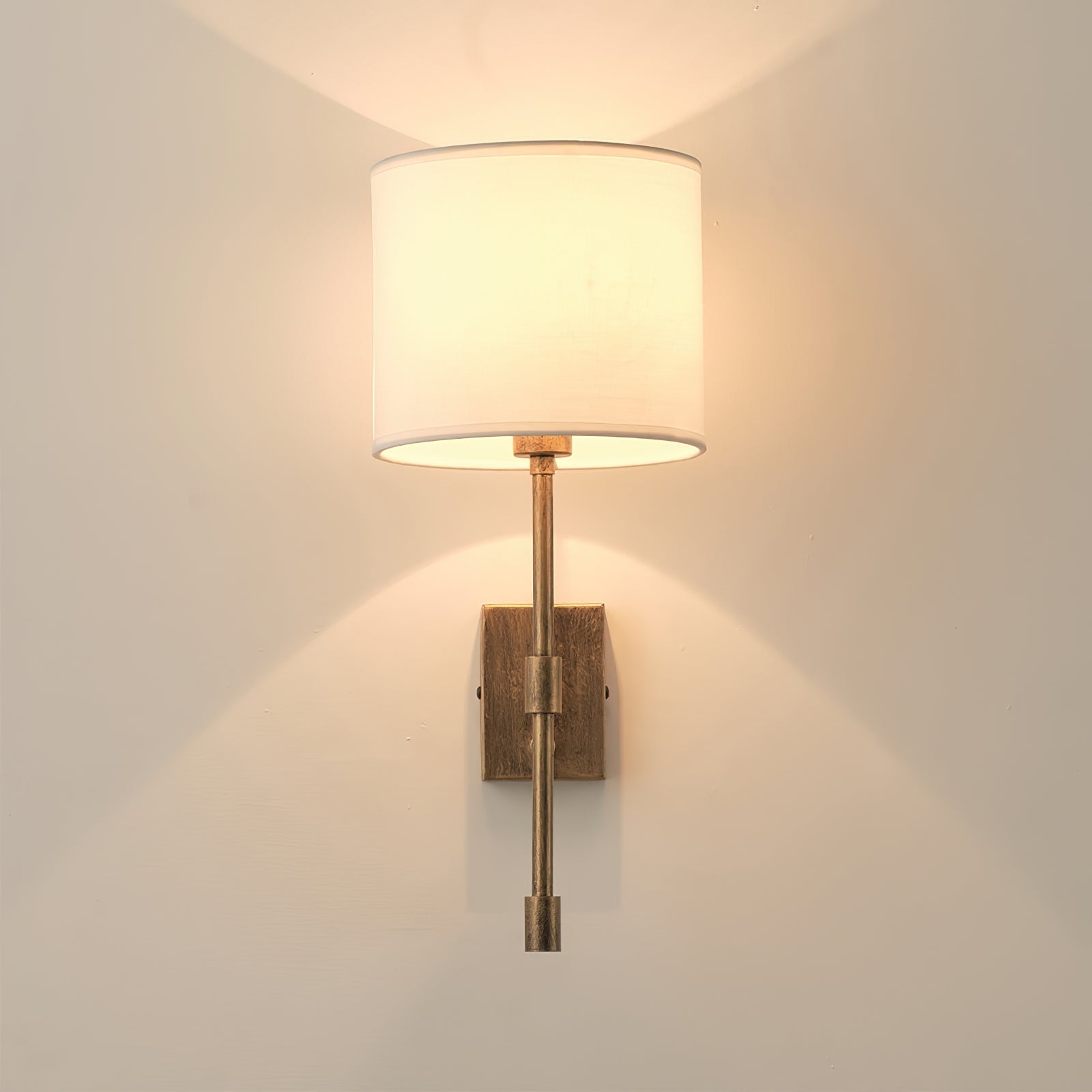 Eirikuvyo Moderne Minimaliste Métal Tissu Applique Murale - Neutralighting
