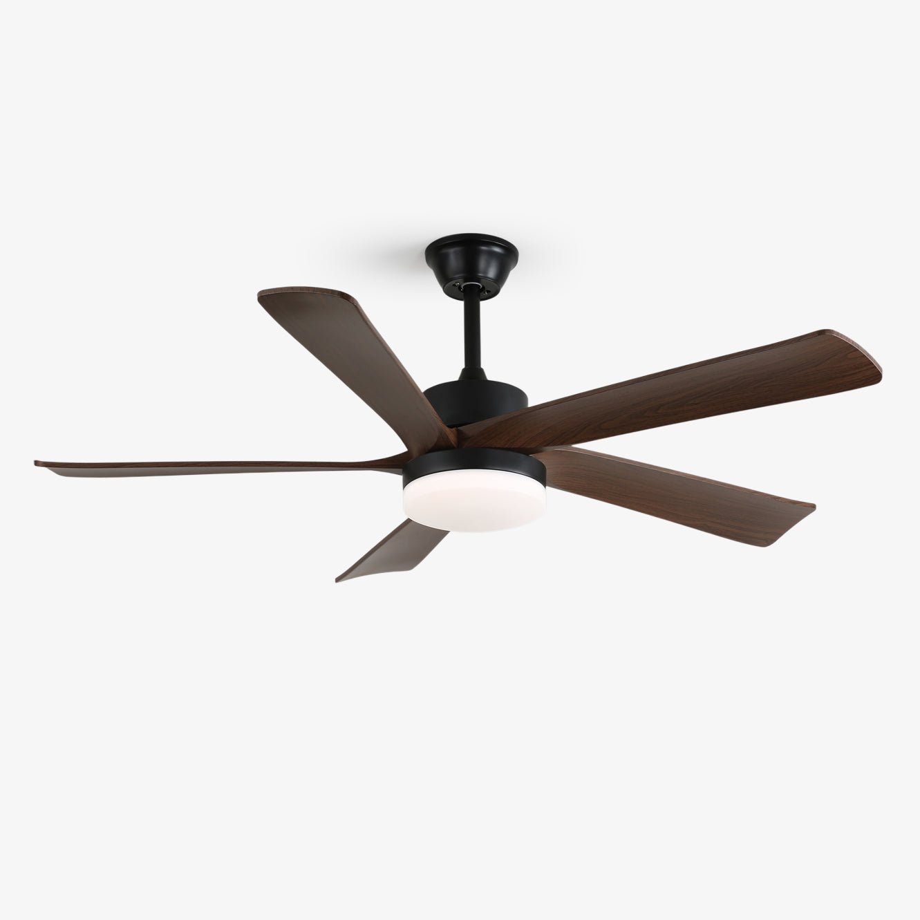 Plafonnier ventilateur moderne en bois Eryndor dans un salon