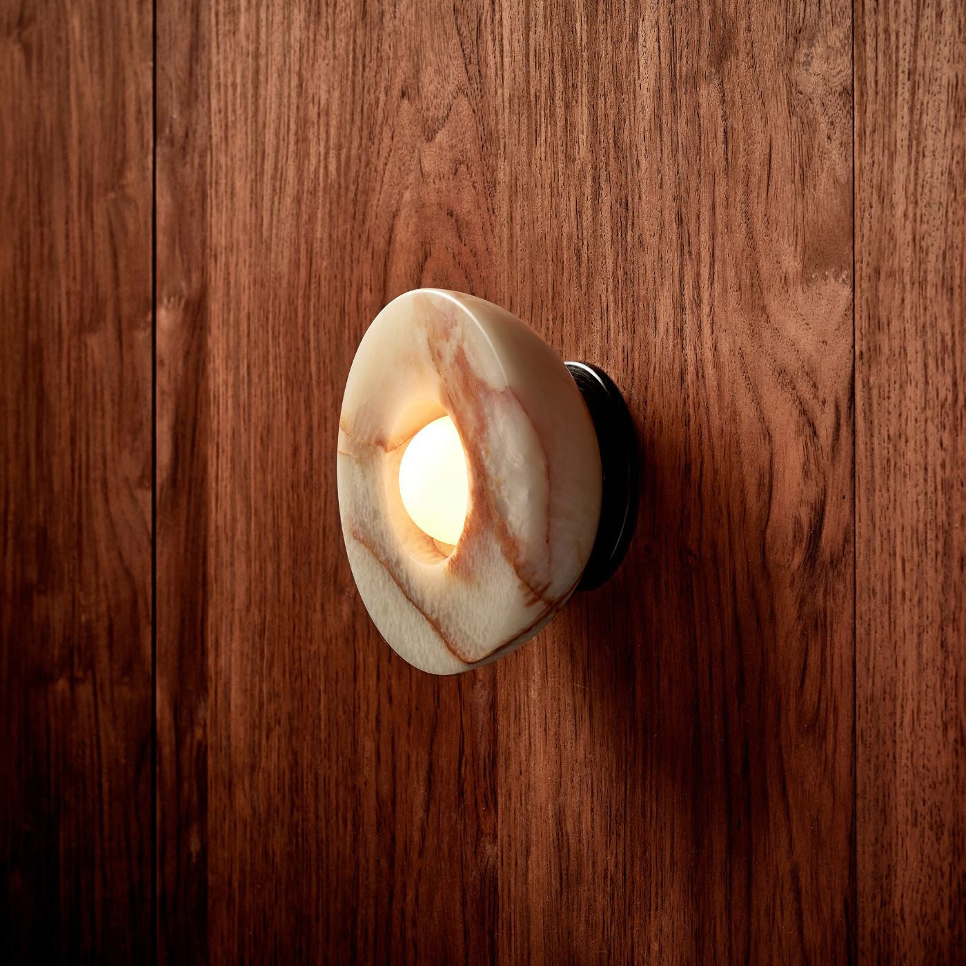Ildvuvyo Surface Modern Minimalist Glass Metal Sconce Wall Lamp - Lamp Copper