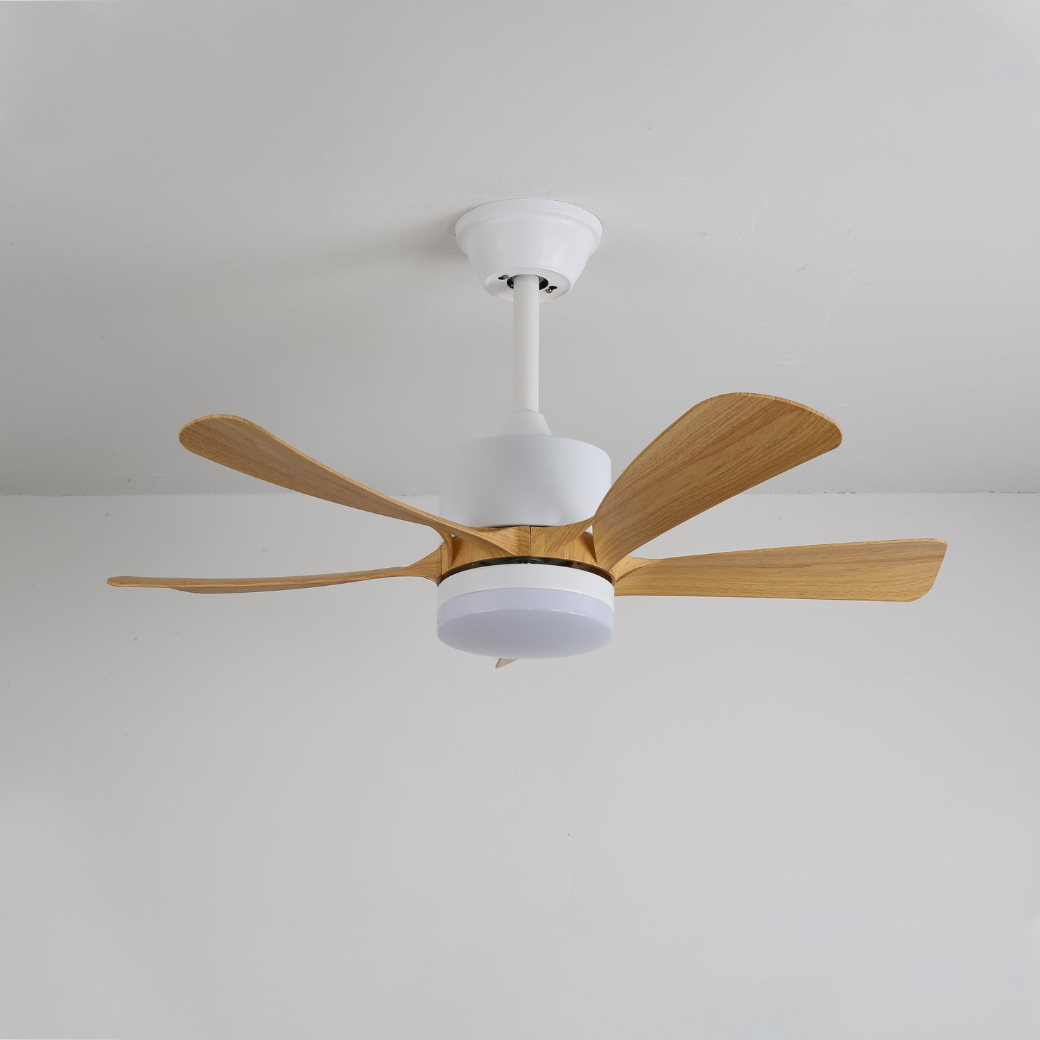 Plafonnier Ventilateur Sylven Moderne en Bois, vue de dessus du ventilateur