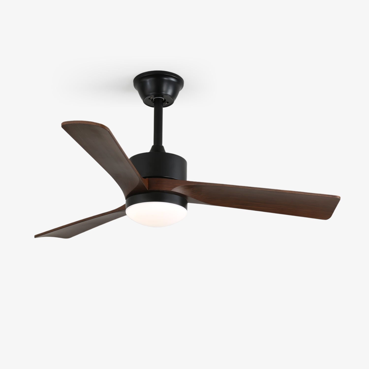 Ventilateur de plafond moderne en bois Evraeis, vue de face