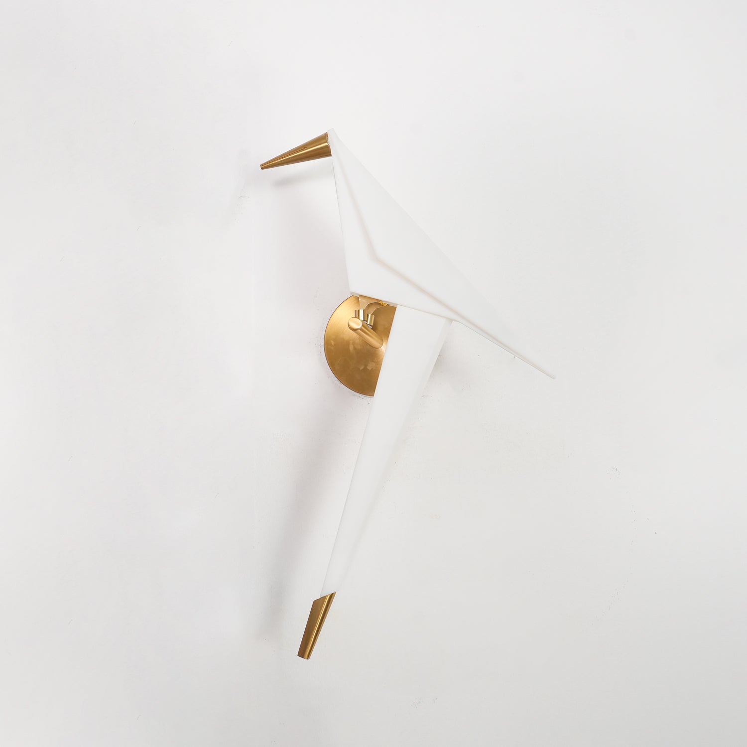 Visileth Nordic Art Crane Plug-In Wall Lamp - Neutralighting