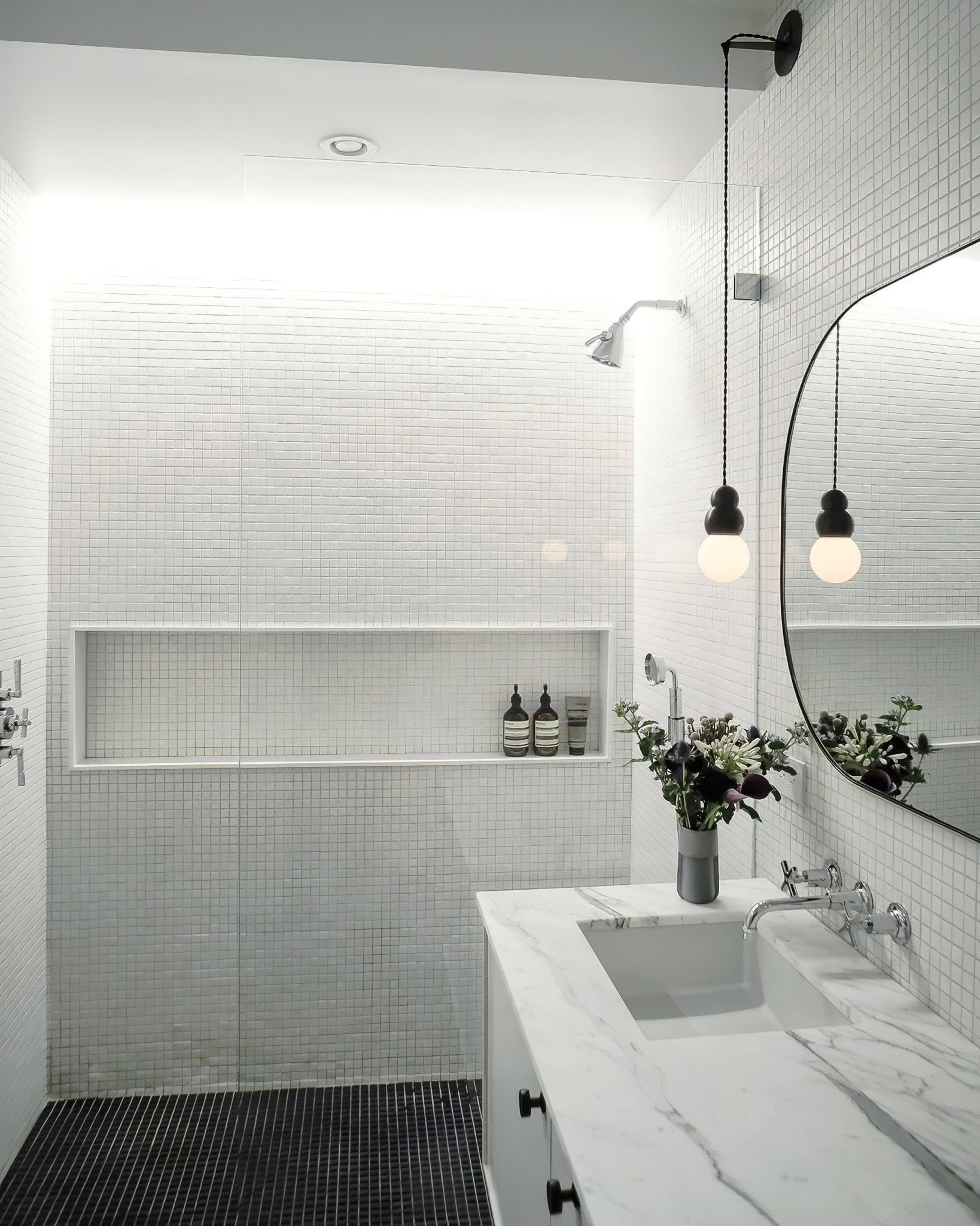 Adrion Série Boule Verre Luminaire Mural - Neutralighting