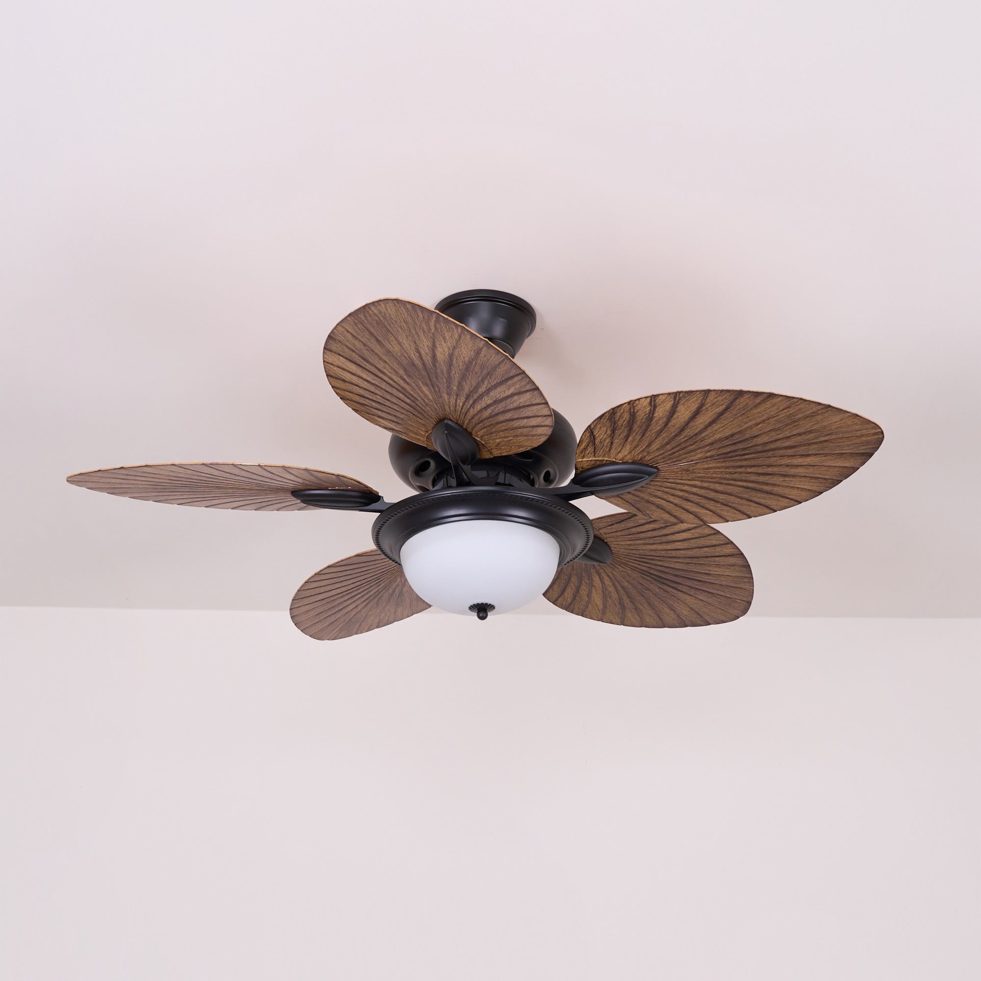 Plafonnier ventilateur Virel en bois tropical, style tropical