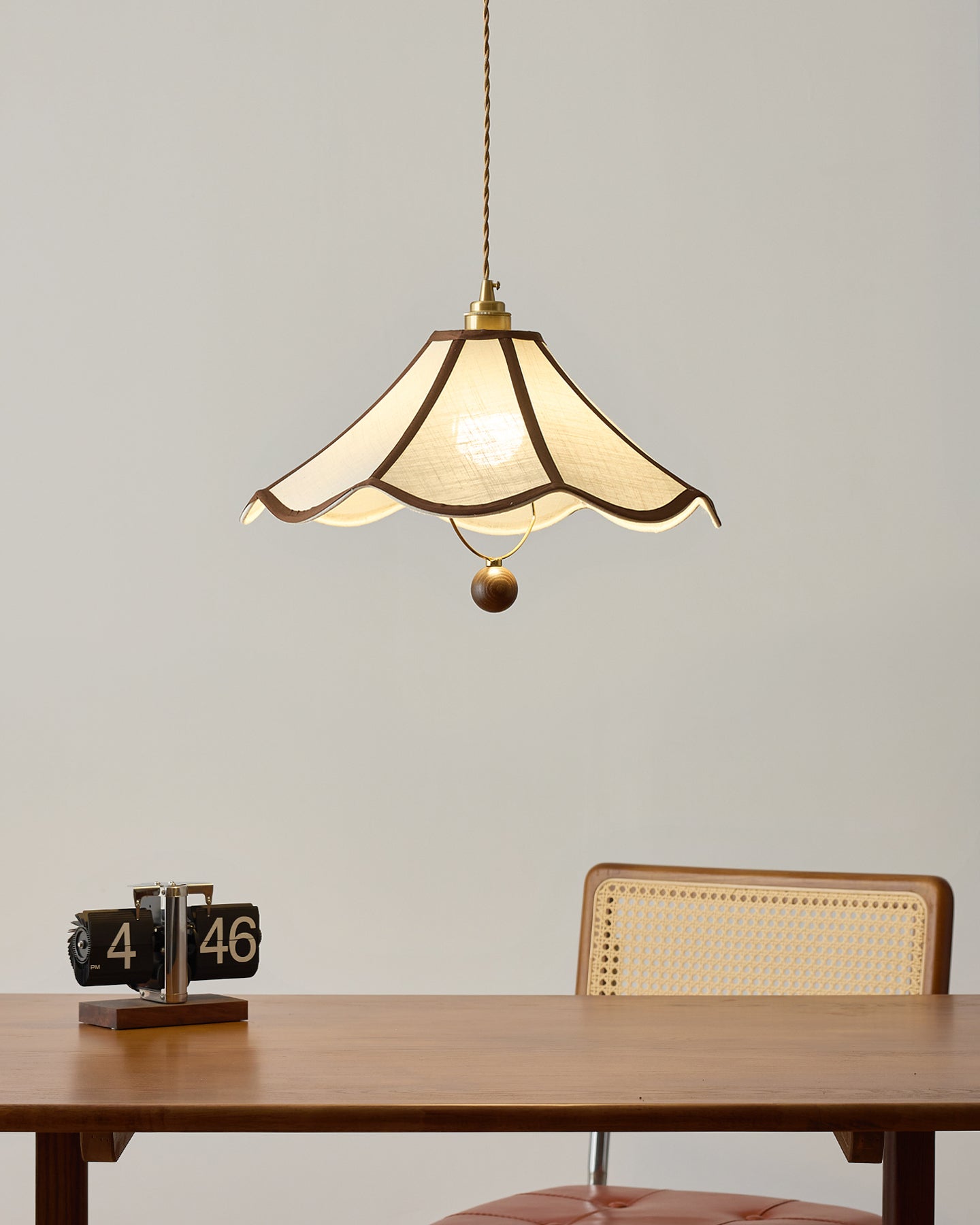 Bellaria Lampe Suspension Vintage à Bords Festonnés - Neutralighting