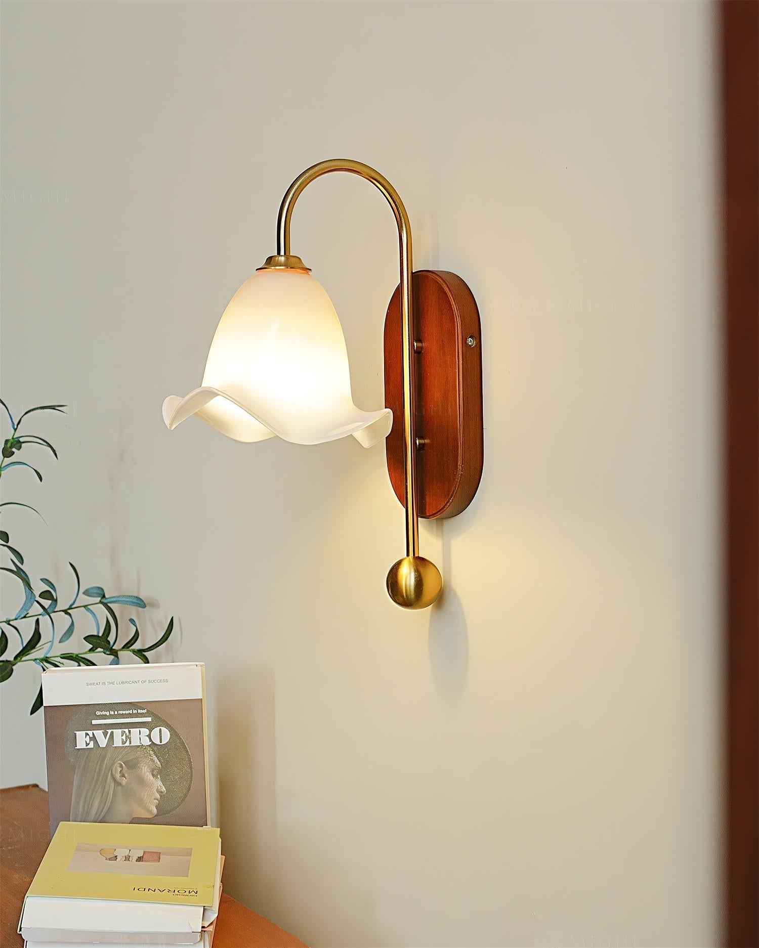 Bellora Applique Murale en Verre Floral Soufflé à la Main - Neutralighting