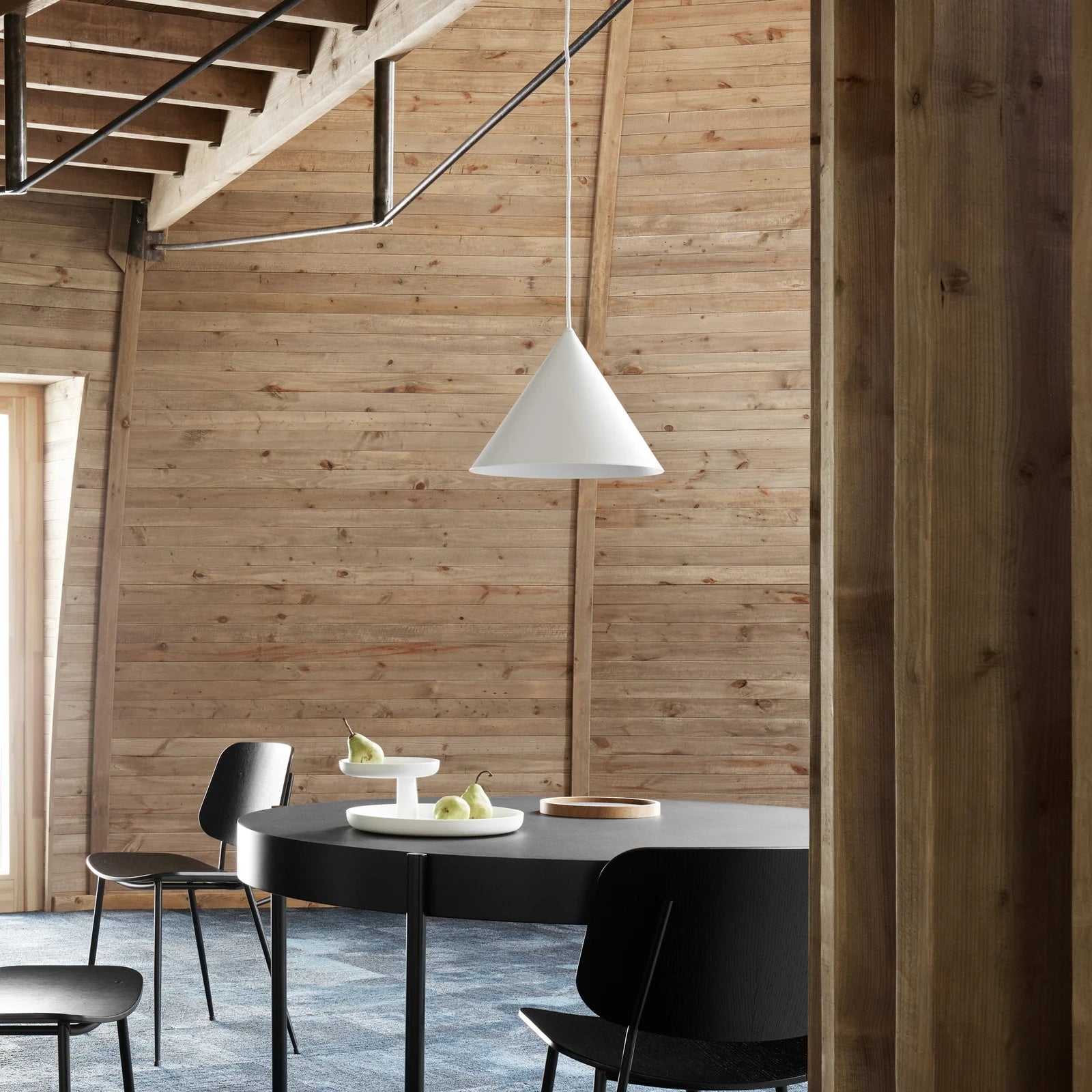 Caeluvyu Moderne Minimaliste Sombre Métal Suspension - Neutralighting