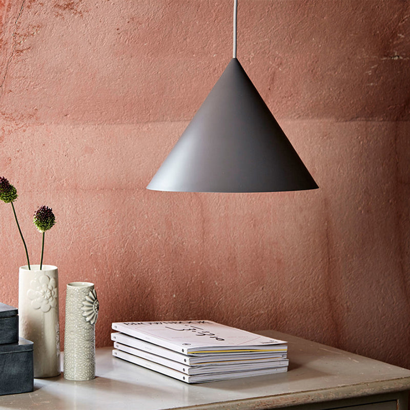 Caeluvyu Moderne Minimaliste Sombre Métal Suspension - Neutralighting