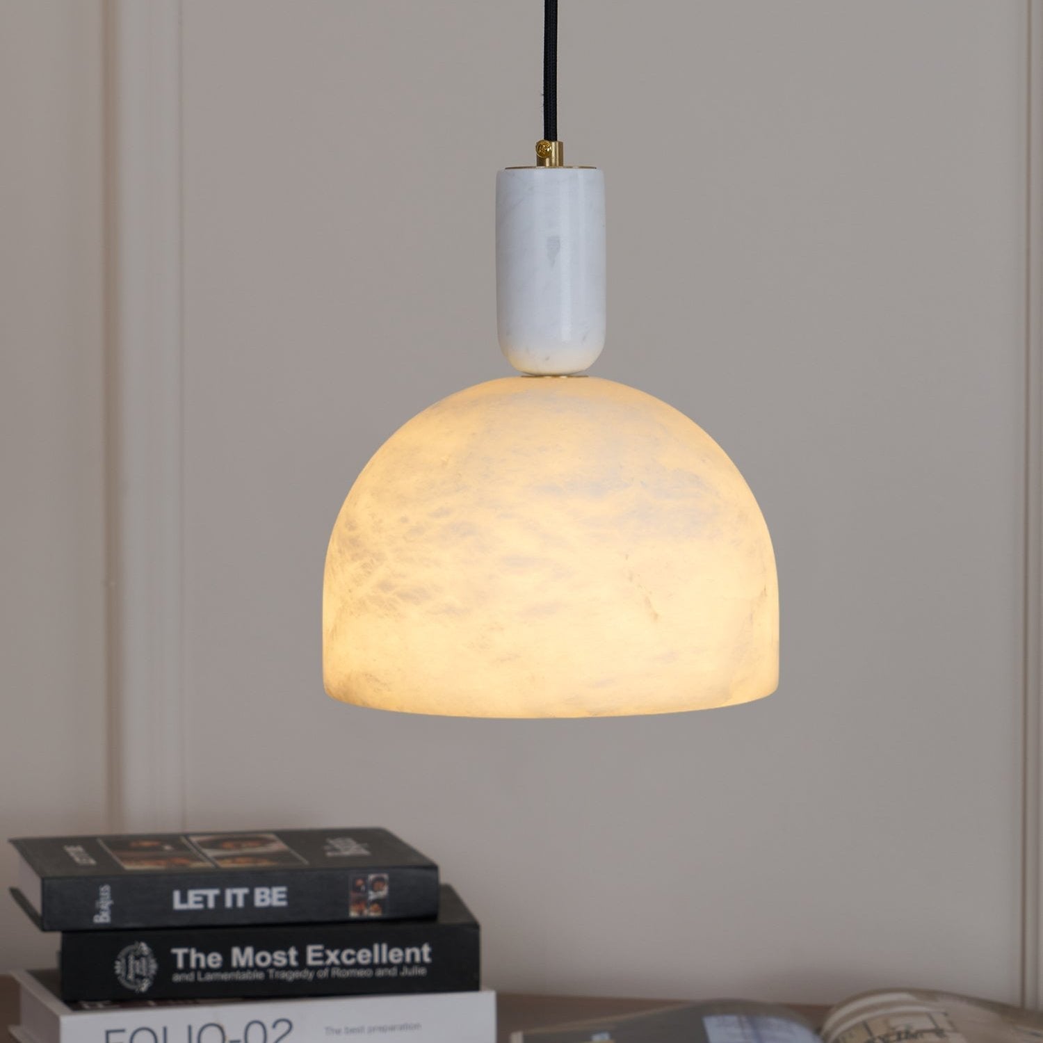 Culiror Minimalist Alabaster Pendant Light - Letslighting