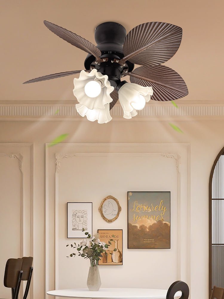 Vue de dessus du boîtier moteur du plafonnier ventilateur Qers.
