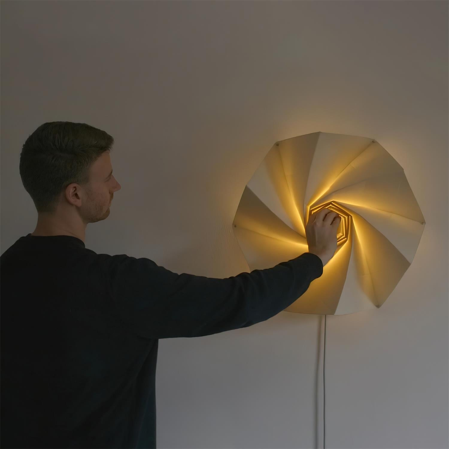Echo Applique Murale Moderne LED Abat-jour Spiralé - Neutralighting