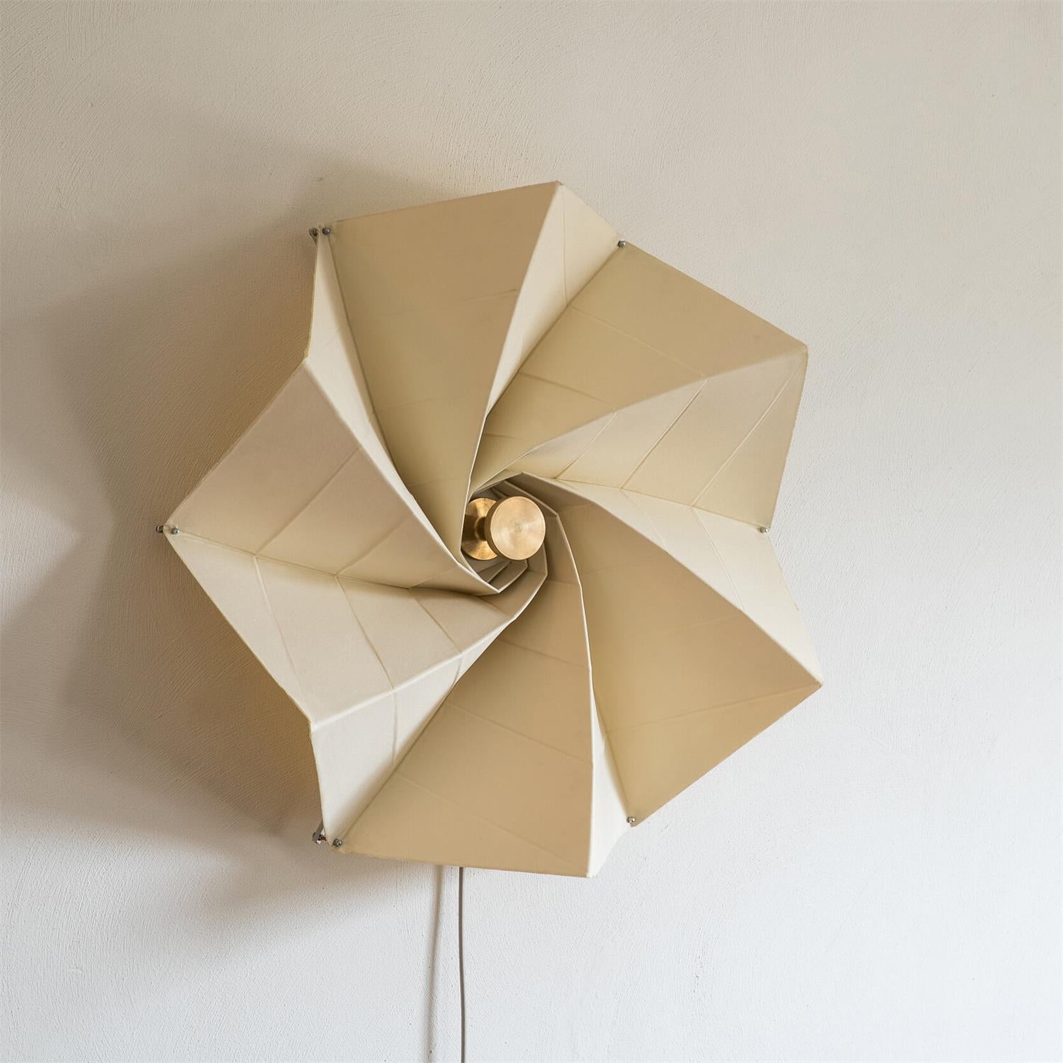 Echo Applique Murale Moderne LED Abat-jour Spiralé - Neutralighting