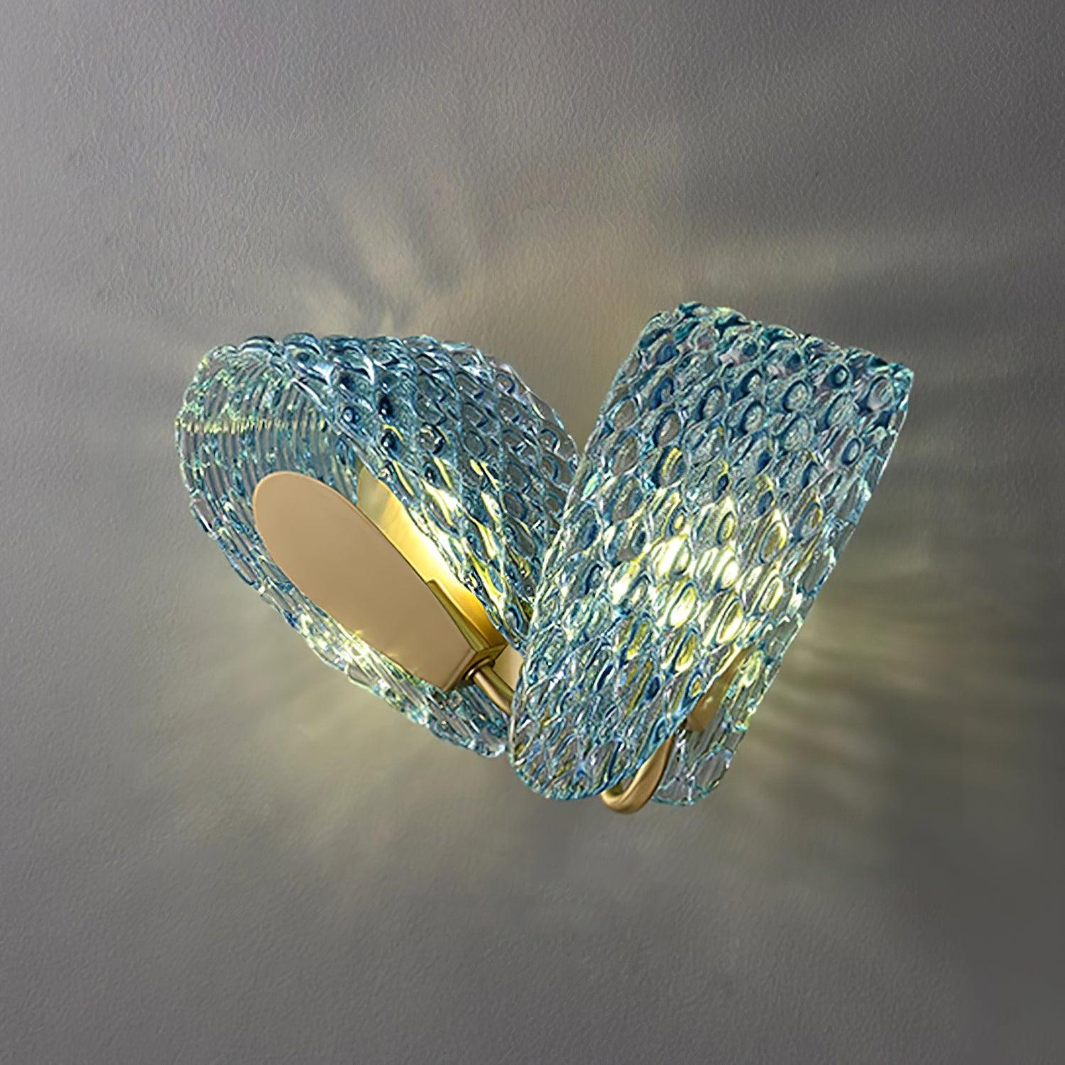 Aira Applique Murale Bleue en Verre Nervuré avec Bras en Laiton, Style Chic et Glamour - Neutralighting