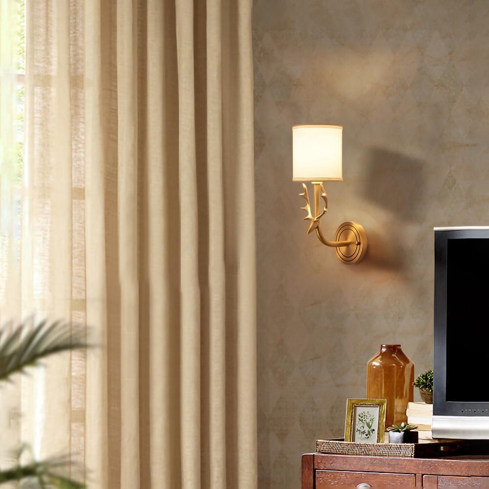 Noble Applique Murale Élégance Tête de Cerf Laiton - Neutralighting