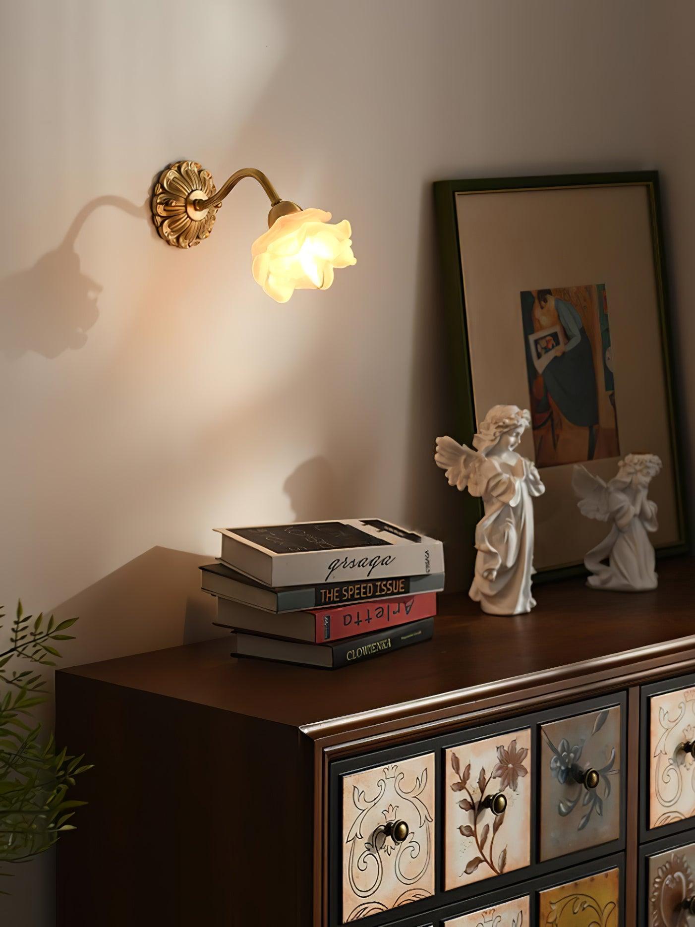 Drifte Applique murale de luxe florale en laiton - Neutralighting