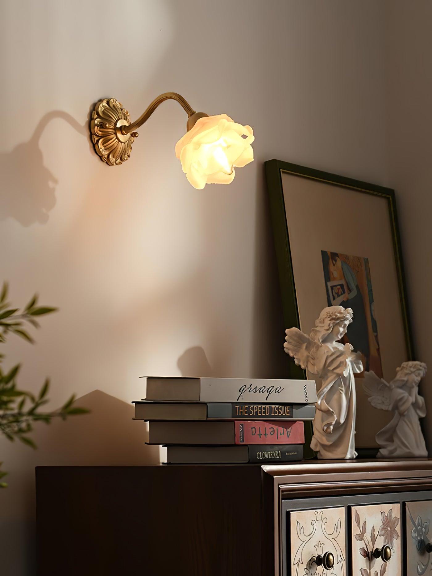 Drifte Applique murale de luxe florale en laiton - Neutralighting