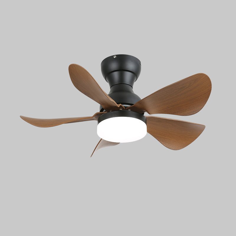 Ventilateur de plafond Callen en bois éclairant une pièce
