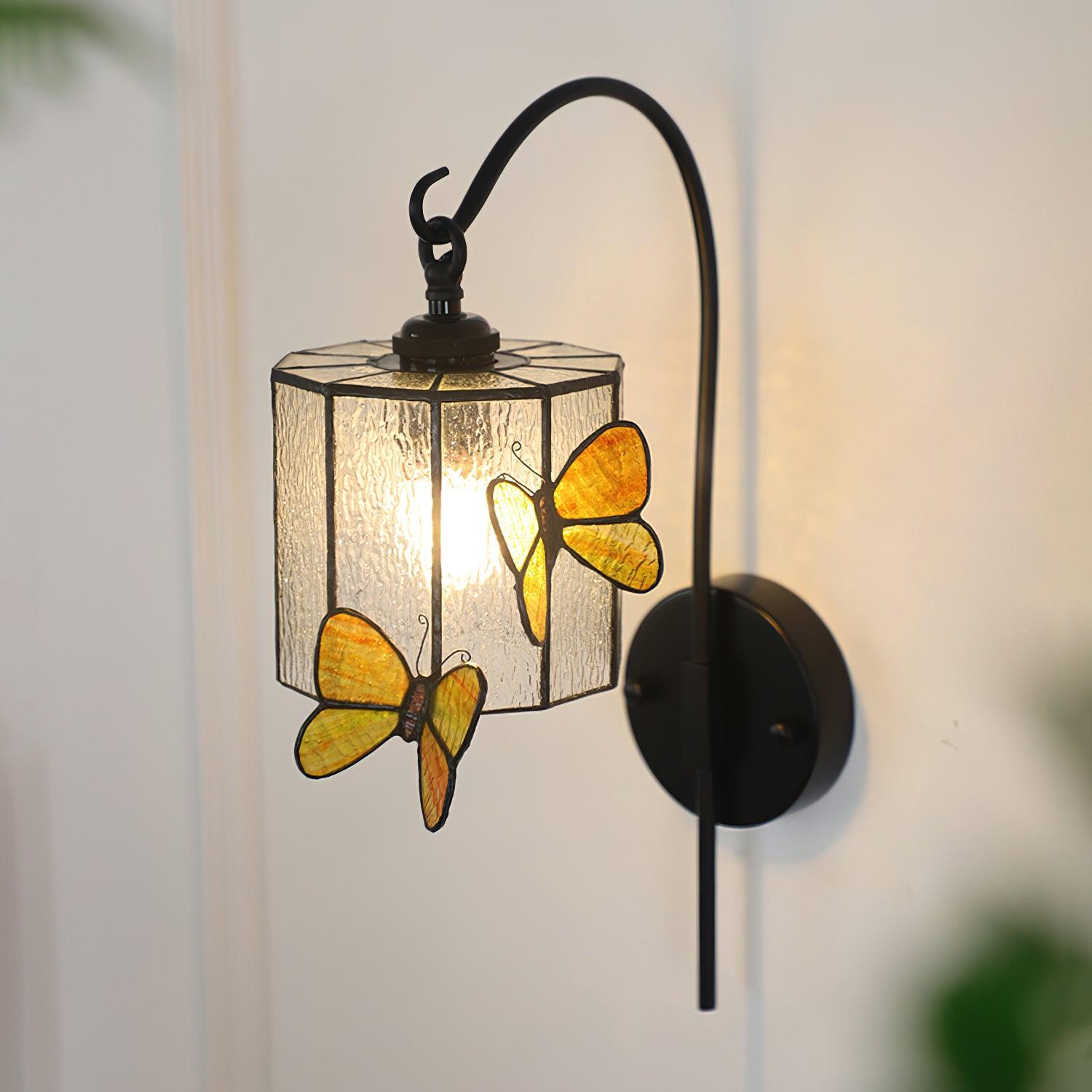 Tiffany Applique Murale Abat-jour en Verre Papillon Rose Jaune Art - Neutralighting