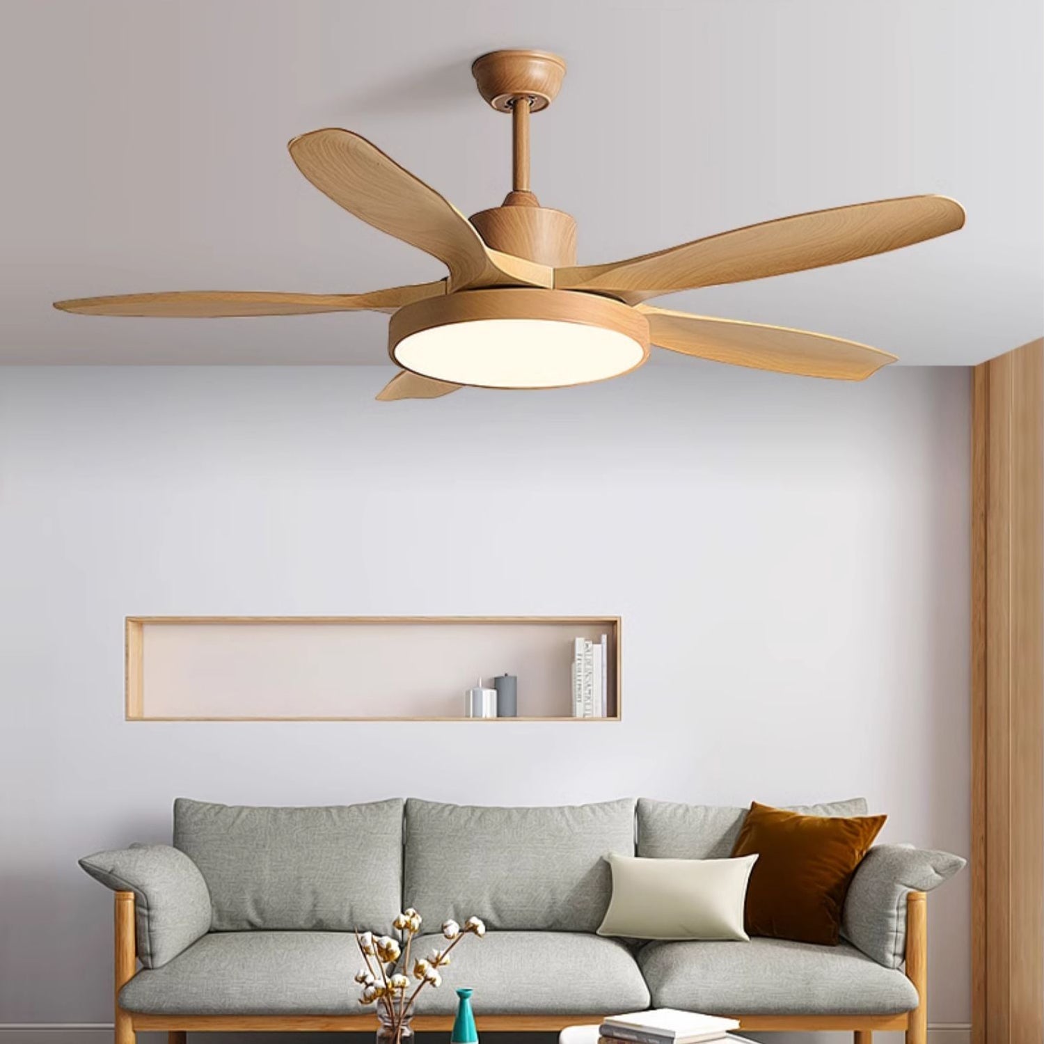 Plafonnier ventilateur StillWind présentant son design moderne-industriel