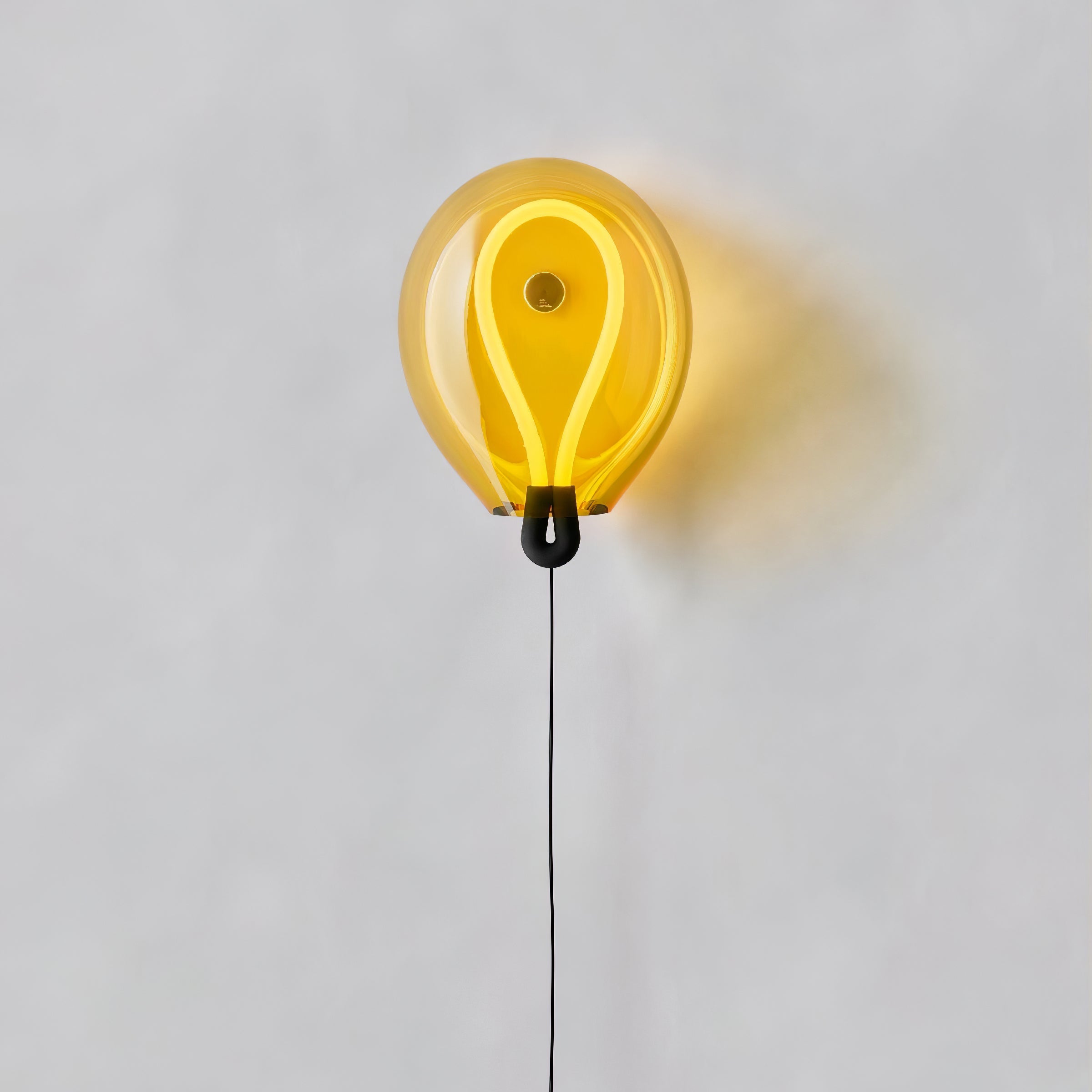 Lysolila Premium Nordic Art Glass Wall Light - Neutralighting