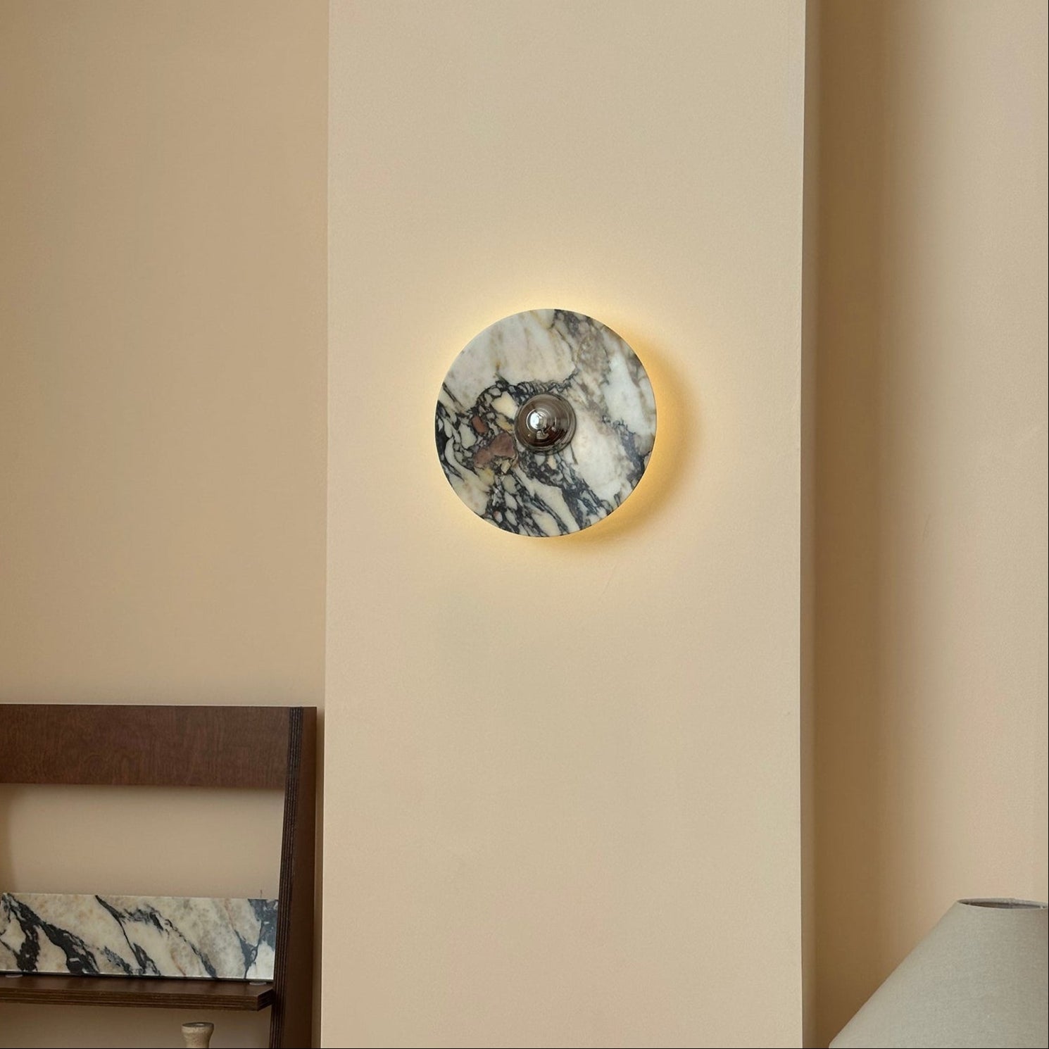 Zeno Applique Murale Ronde en Chrome, Marbre et Métal Style Minimaliste Moderne - Neutralighting
