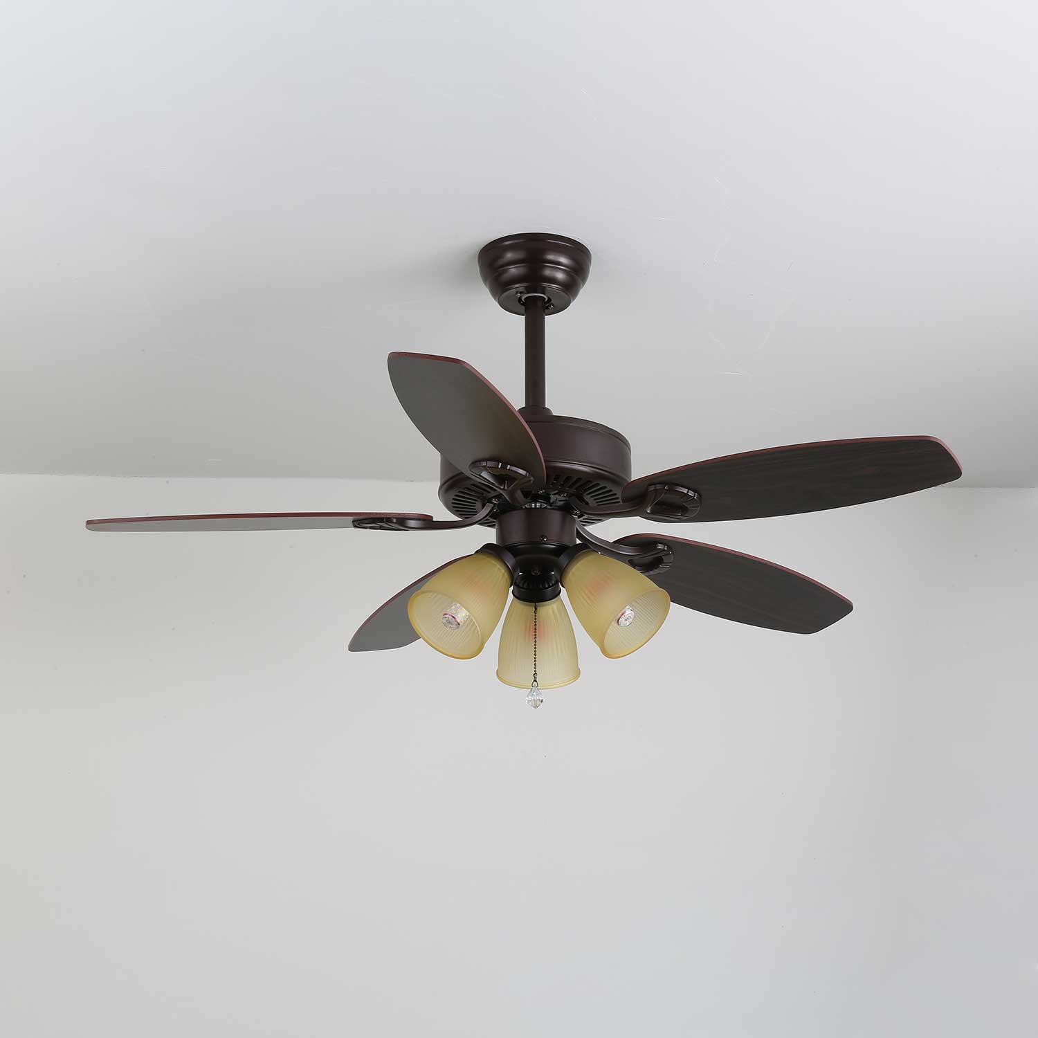 Plafonnier Ventilateur Calviera en Bois et Verre Vintage, avec éléments décoratifs