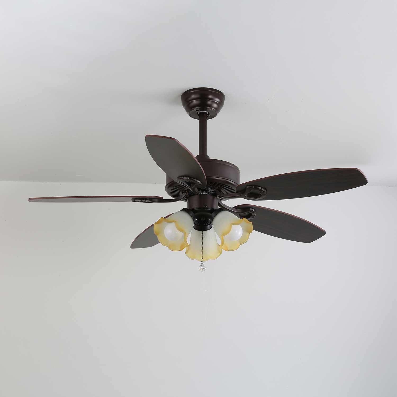 Plafonnier Ventilateur Calviera en Bois et Verre Vintage, avec éclairage d'ambiance