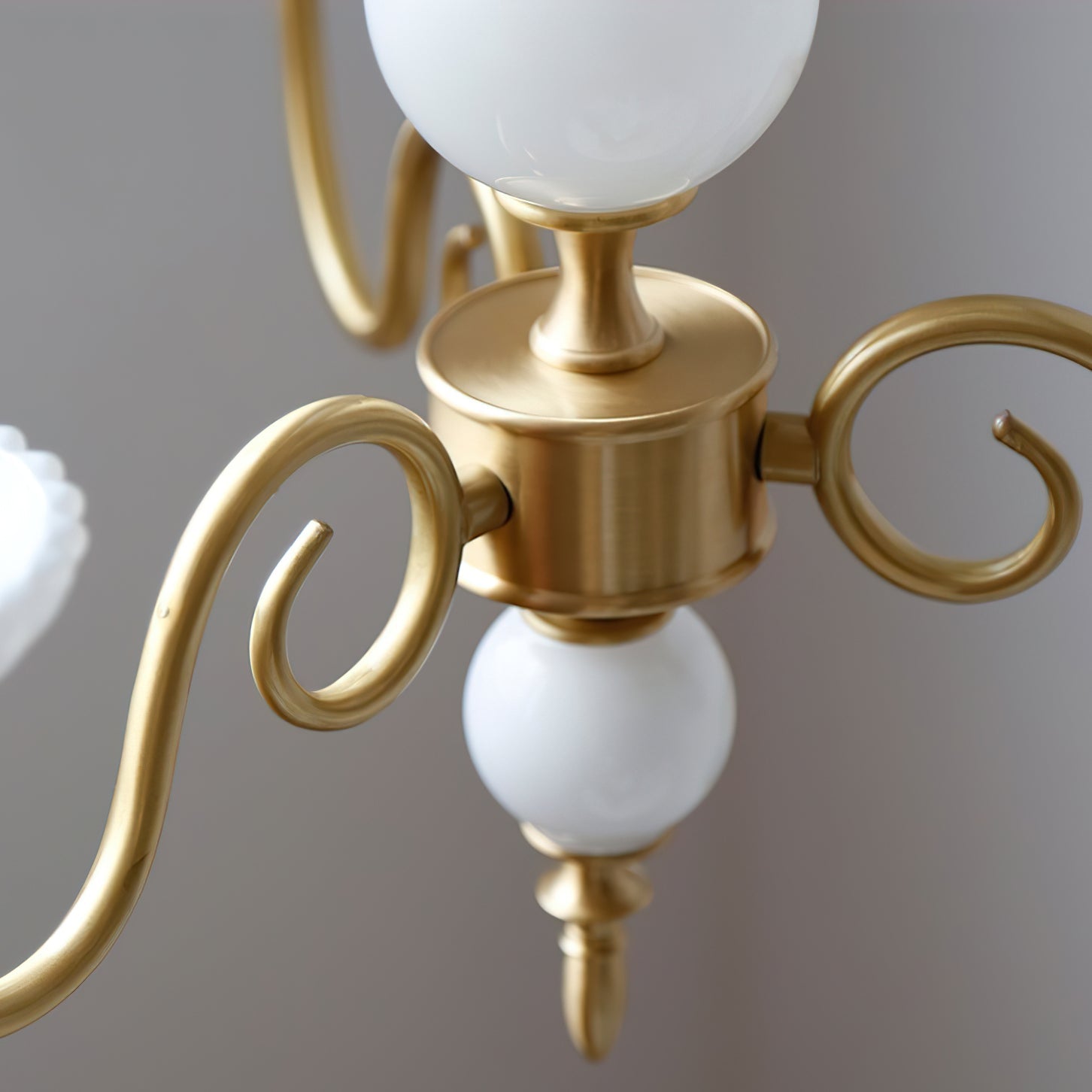 Carlita Lustre Bras Courbés en Or avec Bougies - Neutralighting