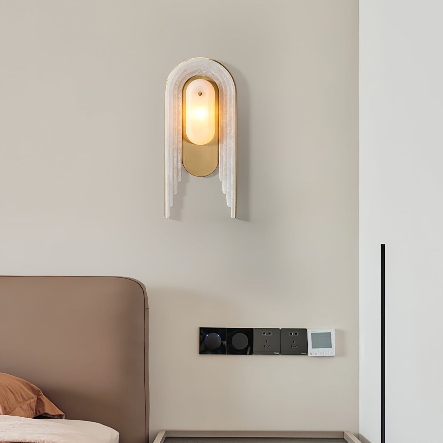 Sytalion Applique Murale Élégante en Albâtre en Arc - Neutralighting