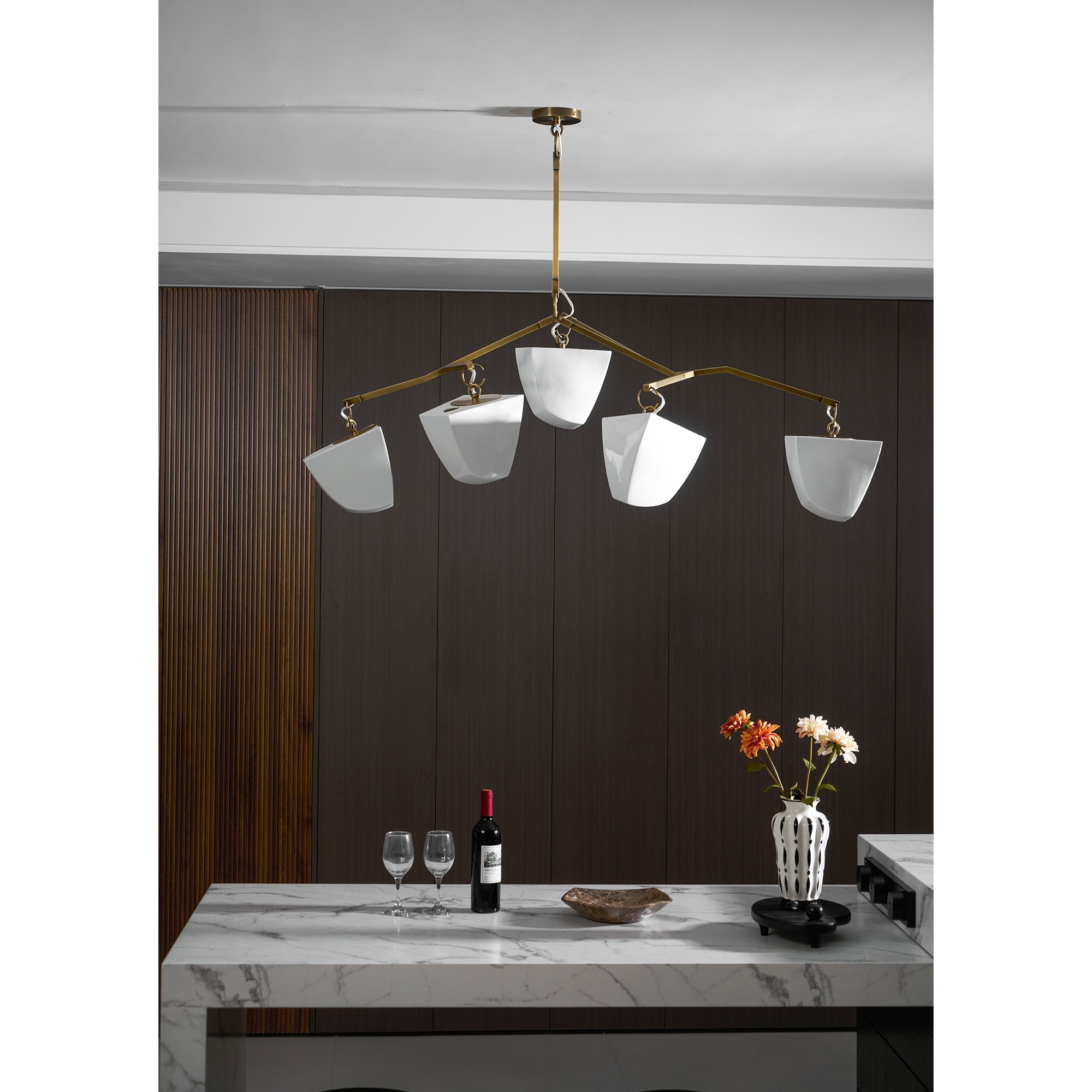 Iris Lustre en Laiton et Céramique à Créativité Individuelle Mobile - Neutralighting