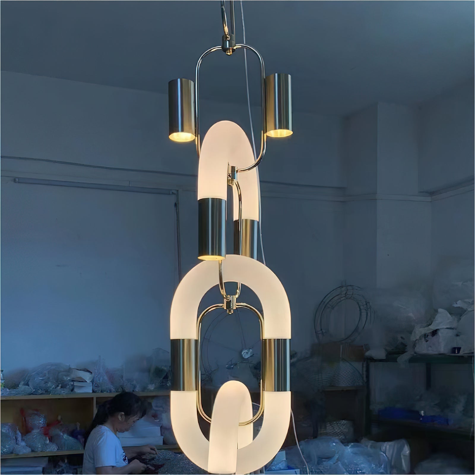 Zeta Lampe Pendante Acrylique Moderne Chaîne - Neutralighting